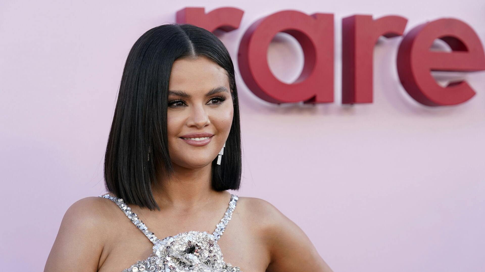 Selena Gomez poses at the 2023 Rare Impact Fund Benefit, Wednesday, Oct. 4, 2023, at Nya Studios in Los Angeles. (AP Photo/Chris Pizzello)