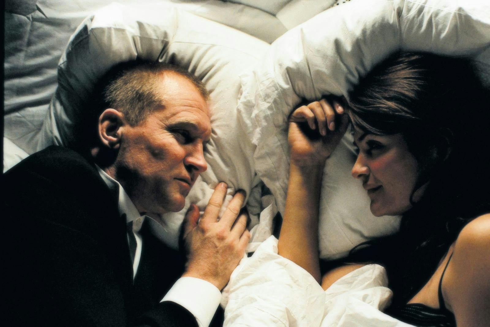 Dejlige damer er der masser af på det store lærred. I filmen ”Allegro” spillede Ulrich Thomsen overfor modellen Helena Christenen.