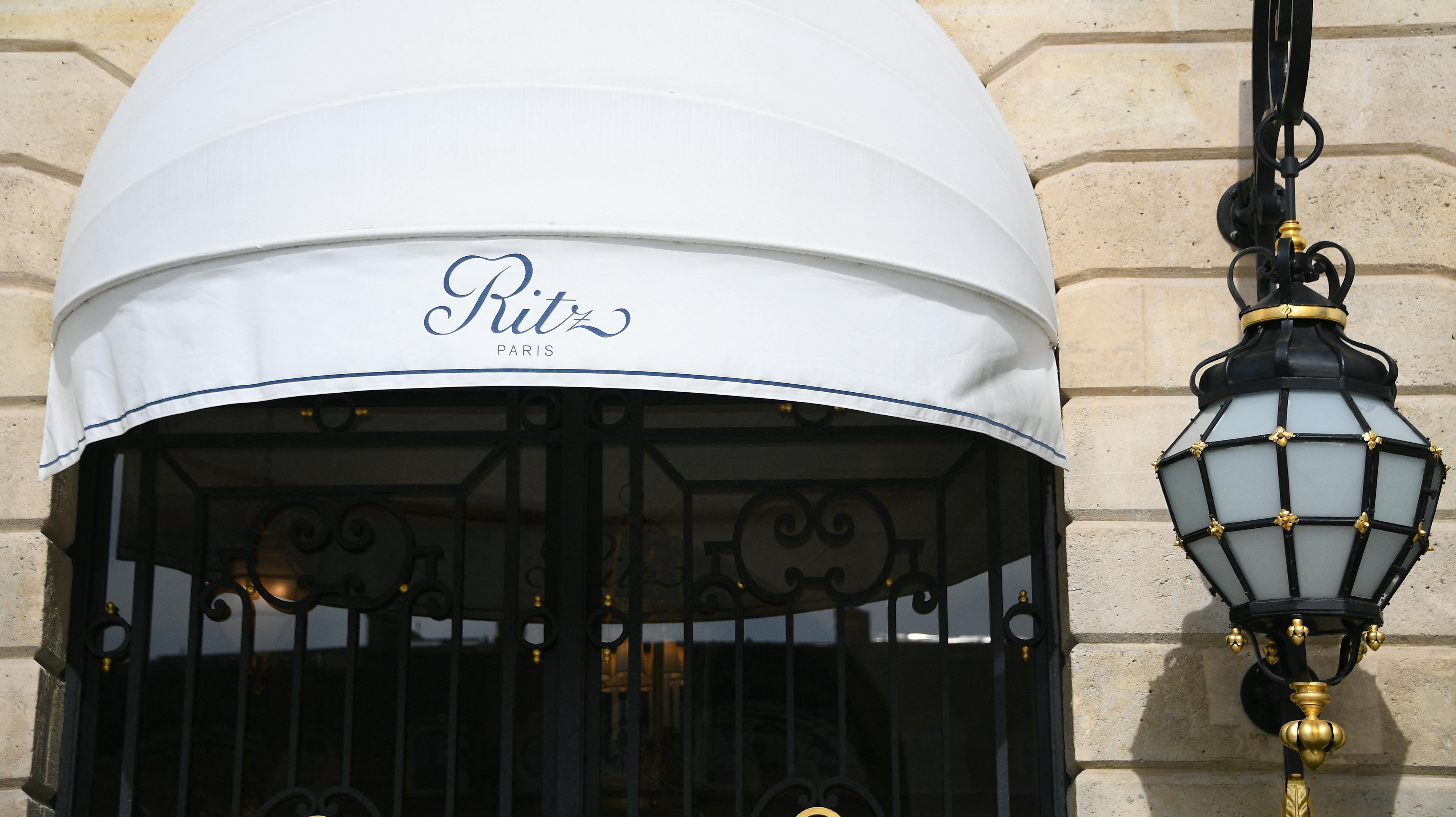 Det var på det mondæne Ritz-hotel i Paris, "dramaet" fandt sted.