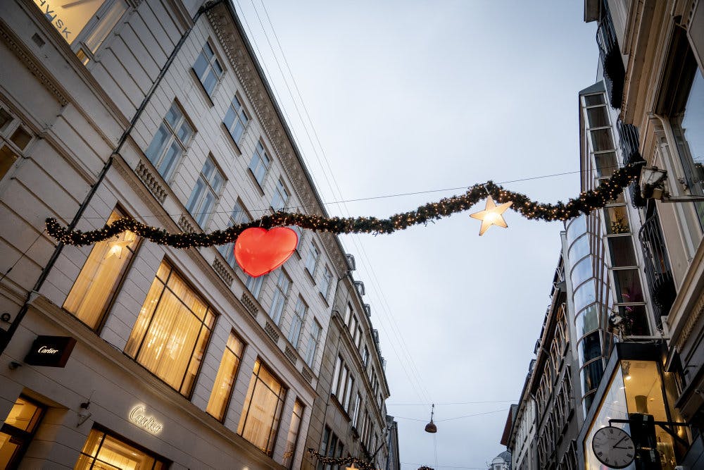Skal man i ugens løb på juleshopping, skal man forberede sig på, at det kan blive i temperaturer under frysepunktet. (Arkivfoto).