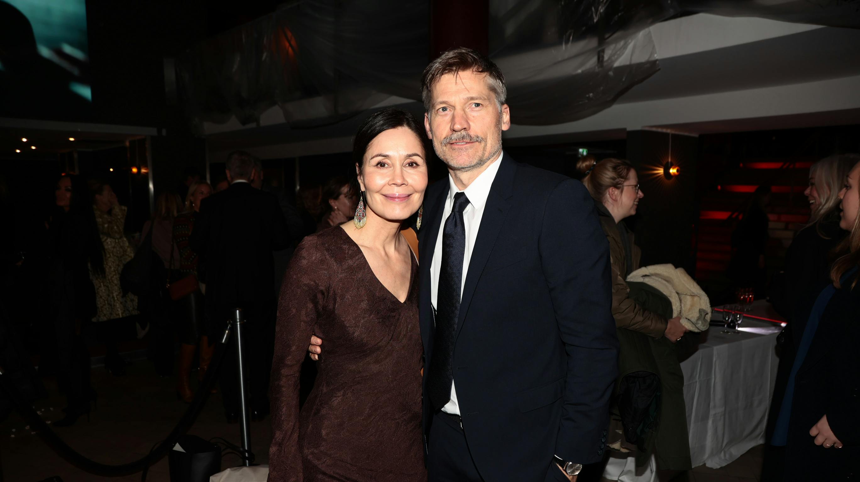Nikolaj Coster Waldau havde sin kone, Nukâka Coster-Waldau, med på den røde løber. 