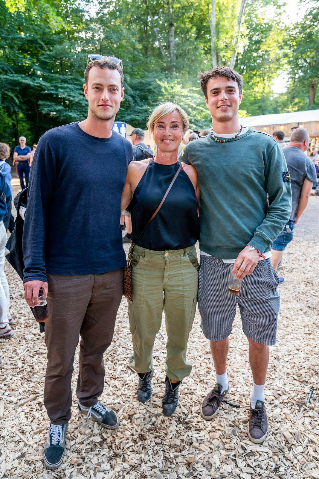 Natasja med sine to sønner, 21-årige Noah og Samuel, 25, på Smukfest i sommer