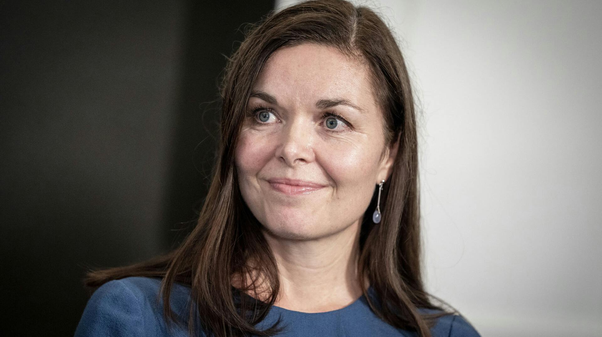 Louise Schack Elholm langer ud efter Venstre-gruppeledelsen.