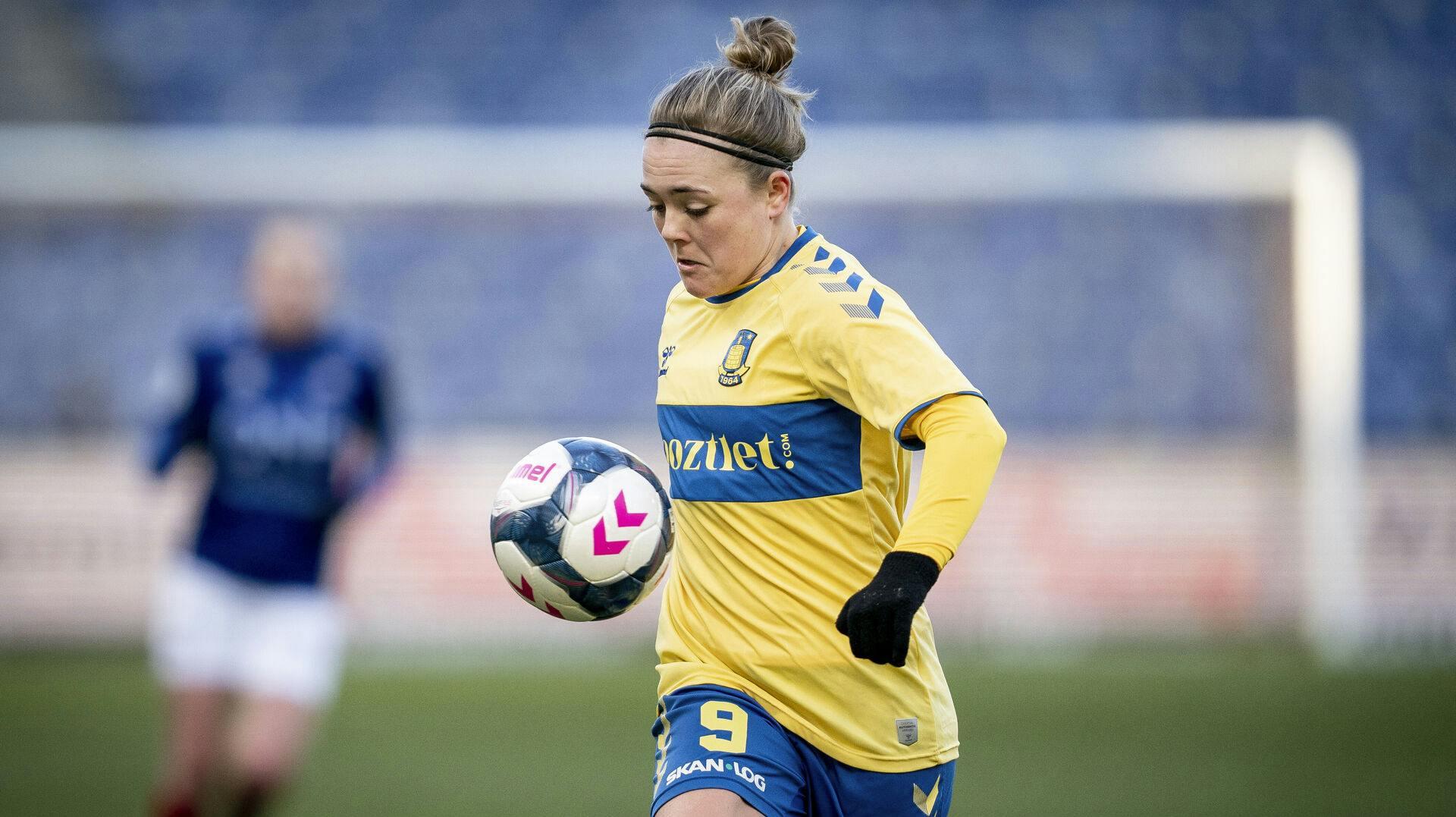 Nanna Christiansen, der har 112 A-landskampe på CV'et, er muligvis alvorligt skadet. 