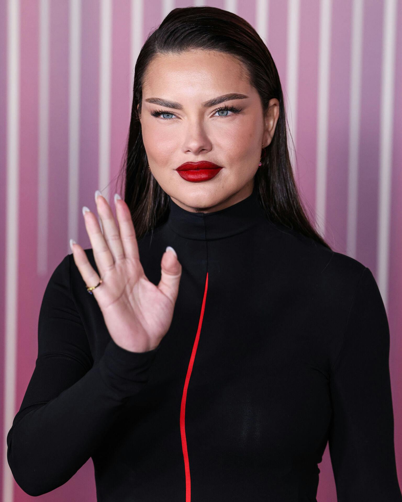 Adriana Lima havde svært ved at genkende, hvad hun så på billederne fra november. 