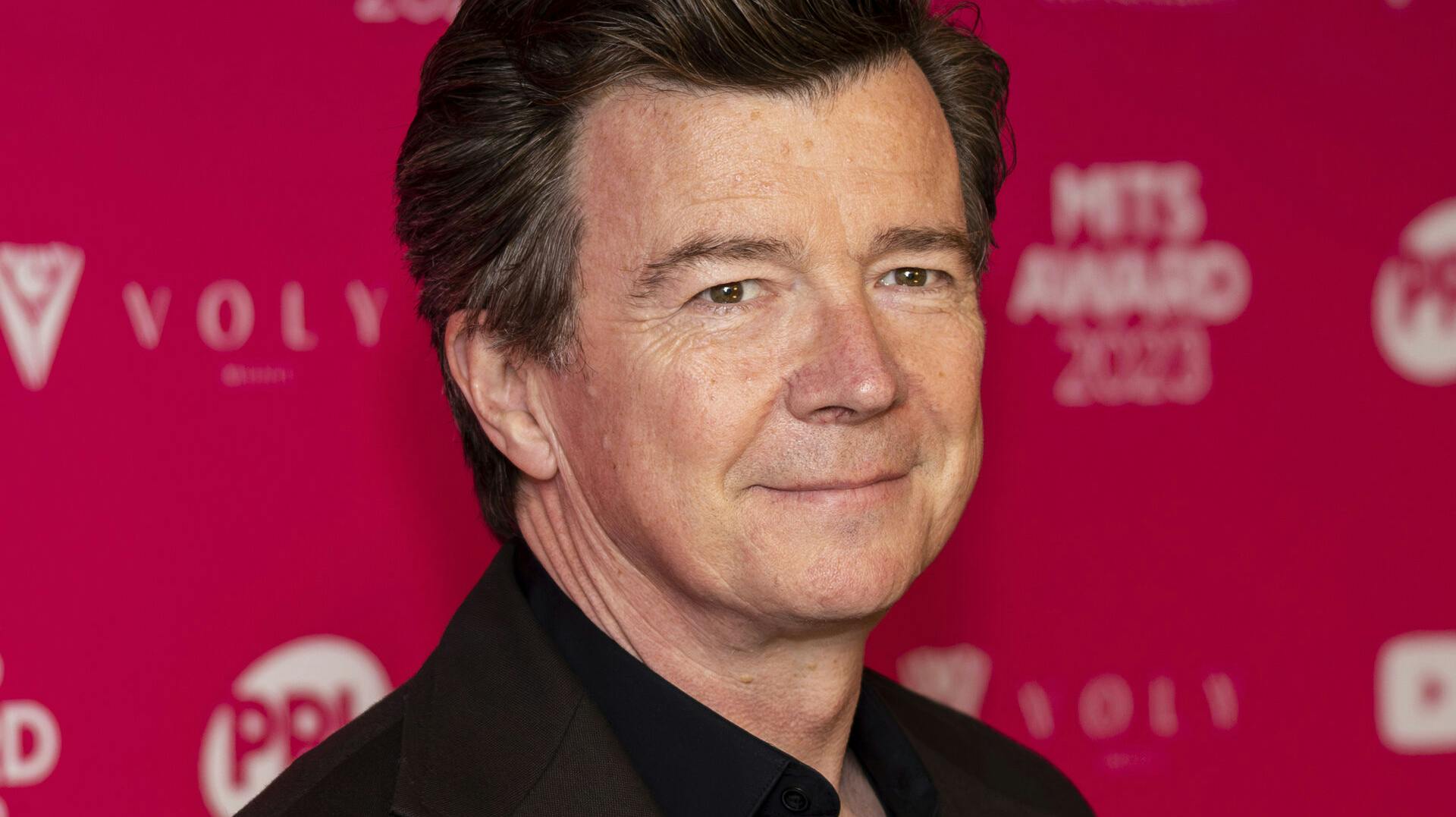 Rick Astleyholder traditionel dnask jul i Danmark