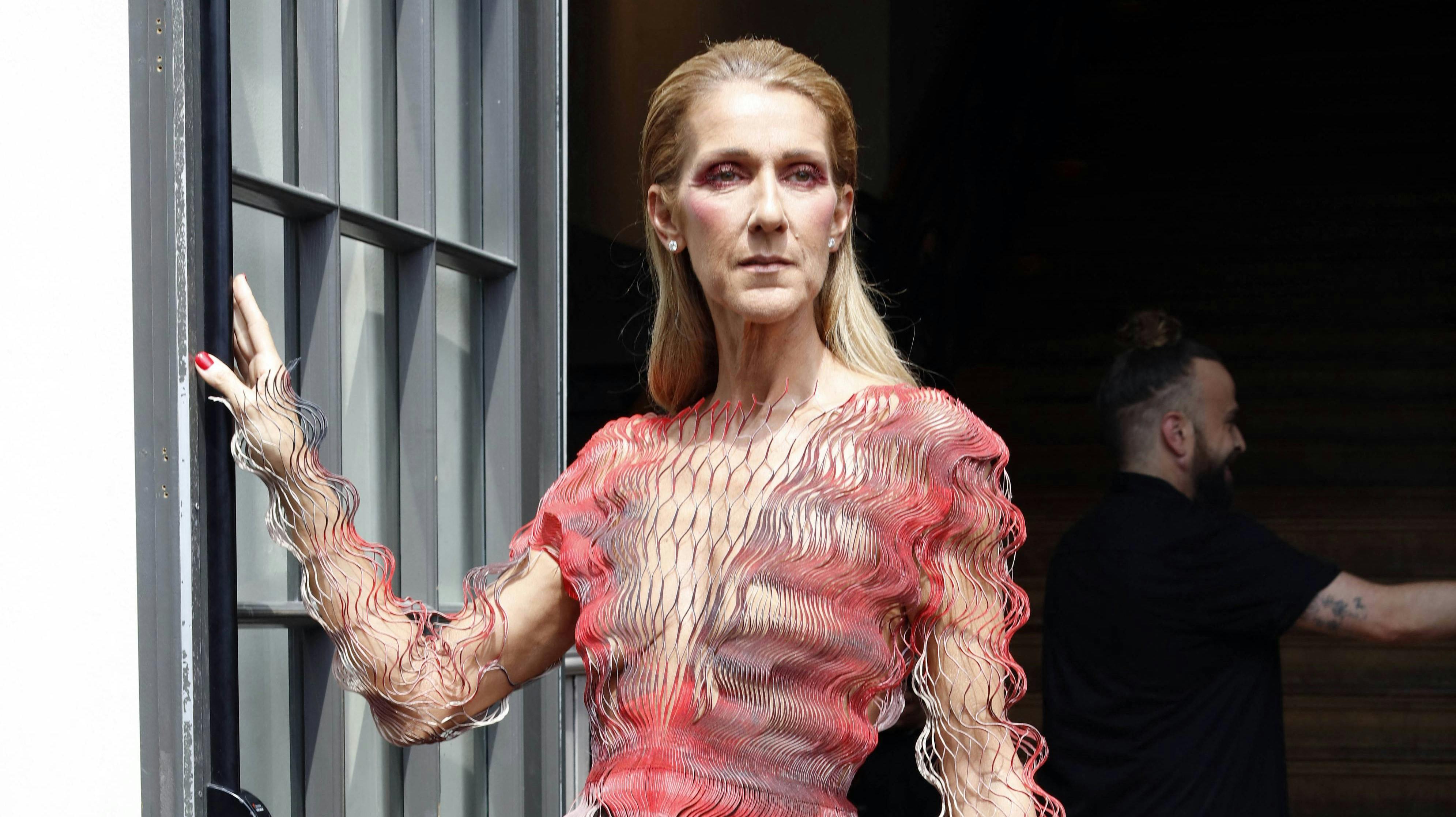 Selv om Celine Dion kæmper en brav kamp mod den sjældne sygdom "stiff person syndrom", så har både hun og søsteren fortsat håb 