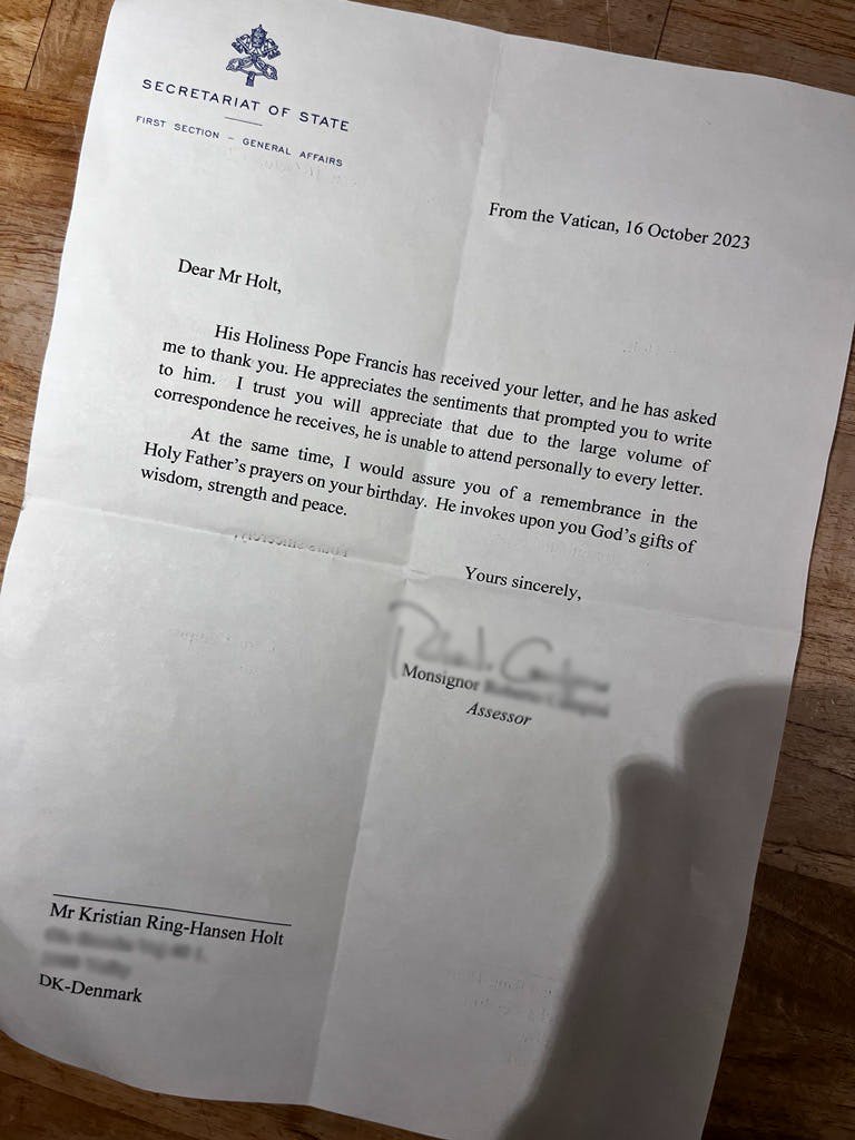 Hvor mange kan sige, at paven vil bede for dem på deres fødselsdag? Kristian kan.