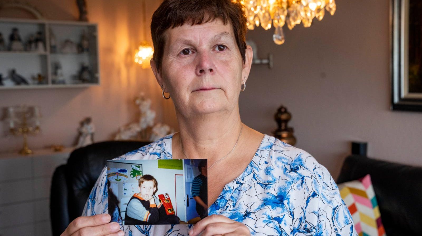 Uvisheden om, hvorfor Dennis døde, har ikke gjort det nemmere for Lone og resten af familien at bearbejde, hvad der skete.