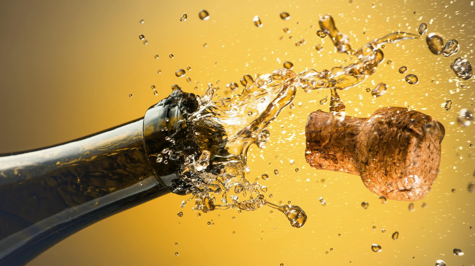 Champagnepropperne springer - og det kan være farligt!