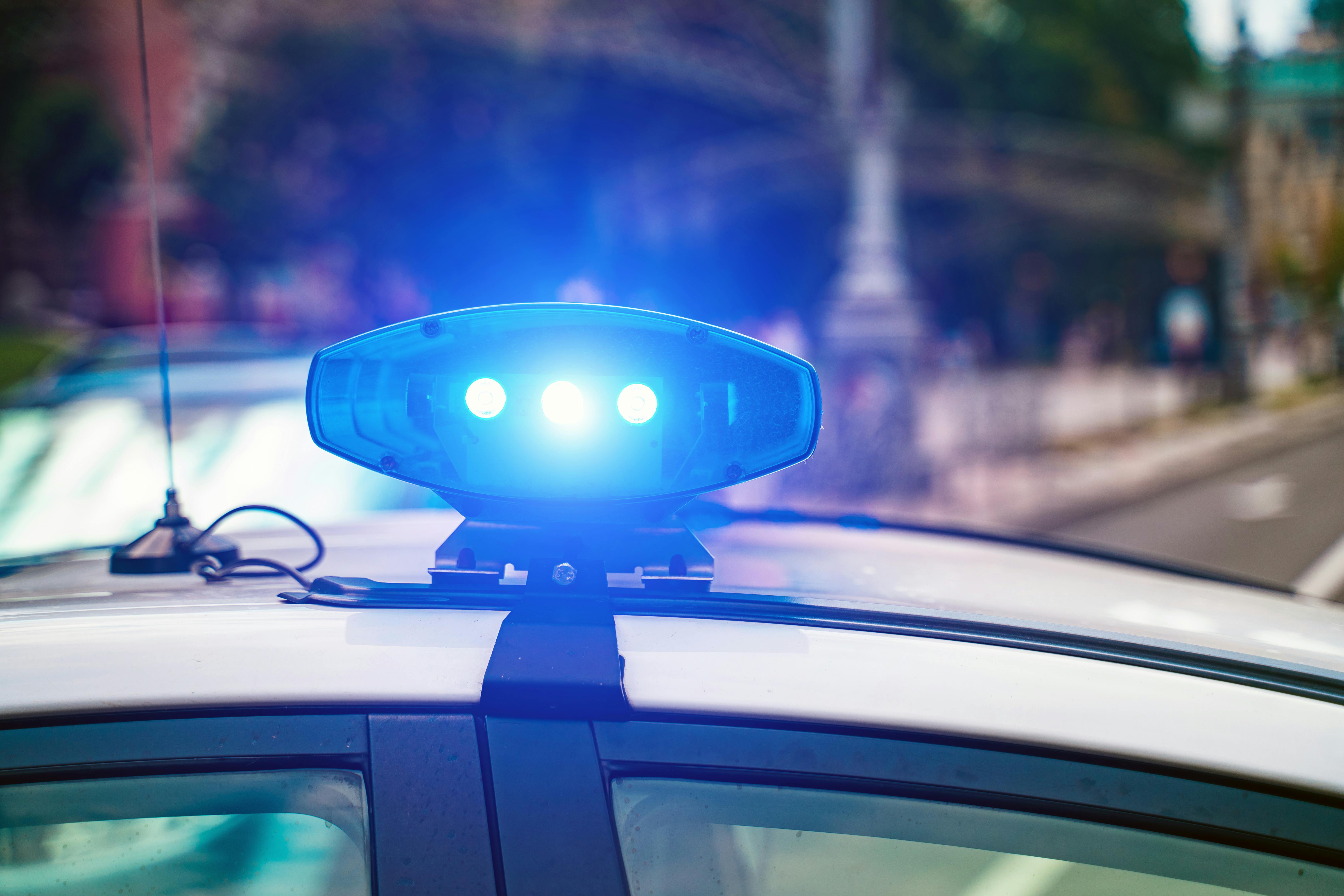 Lokalpolitiet i Holstebro fik formentlig øjne så store som julekugler, da en 34-årig bilist blev standset en lille time inde i den 26. december.