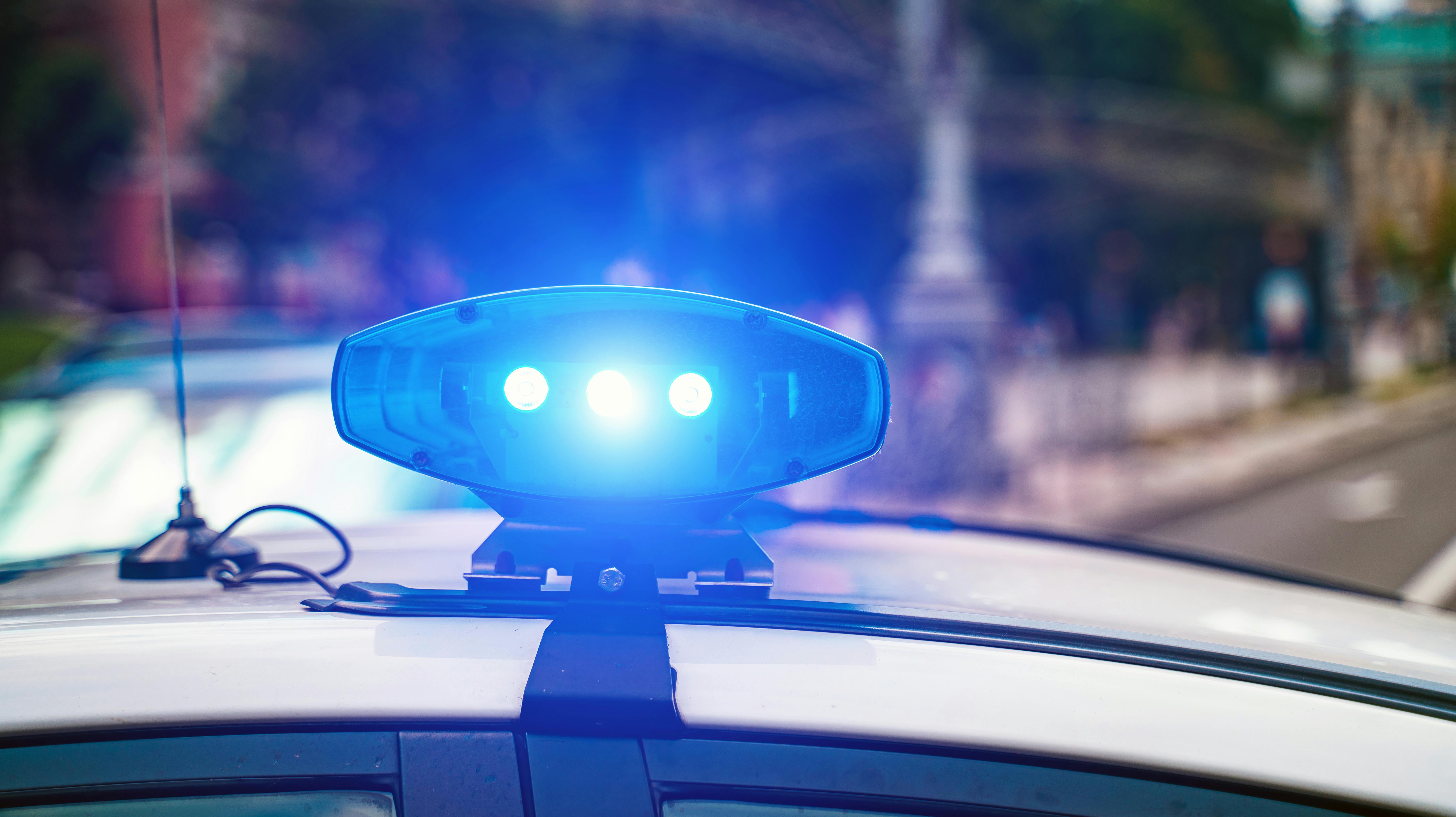 Lokalpolitiet i Holstebro fik formentlig øjne så store som julekugler, da en 34-årig bilist blev standset en lille time inde i den 26. december.