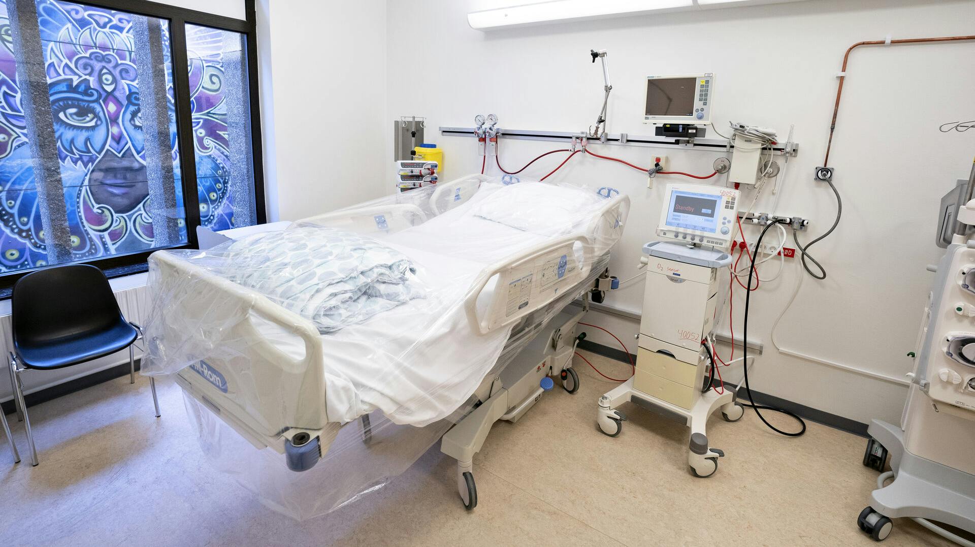 En intensivstue på den nye Pandemiafdeling i 3 etager på Aalborg Universitetshospital der står klar til brug for smittede med coronavirus, fredag 6. marts 2020. (Foto: Henning Bagger/Ritzau Scanpix)