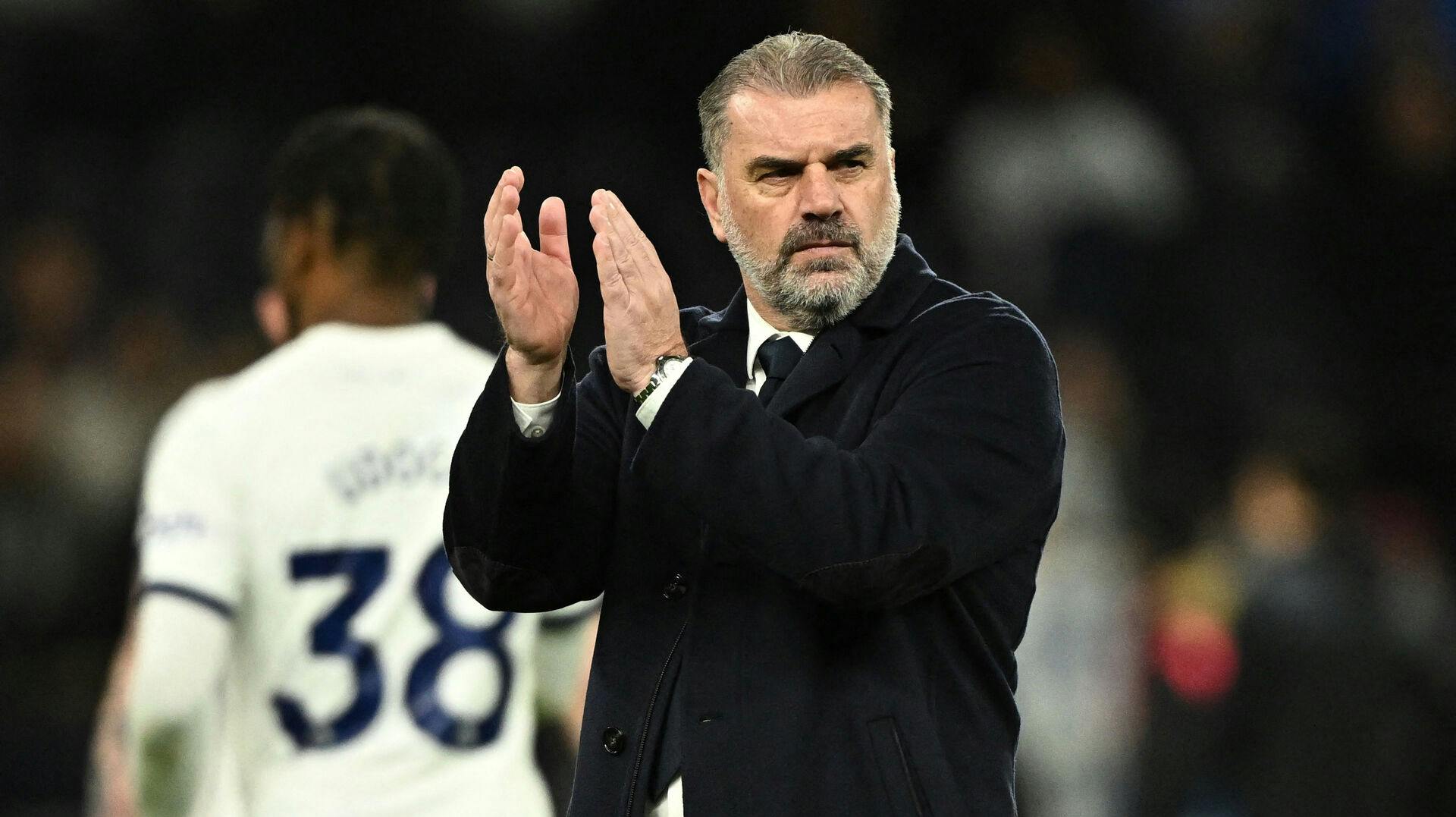 Ange Postecoglou vil have fremtidige spillere integreret i truppen hurtigst muligt. 