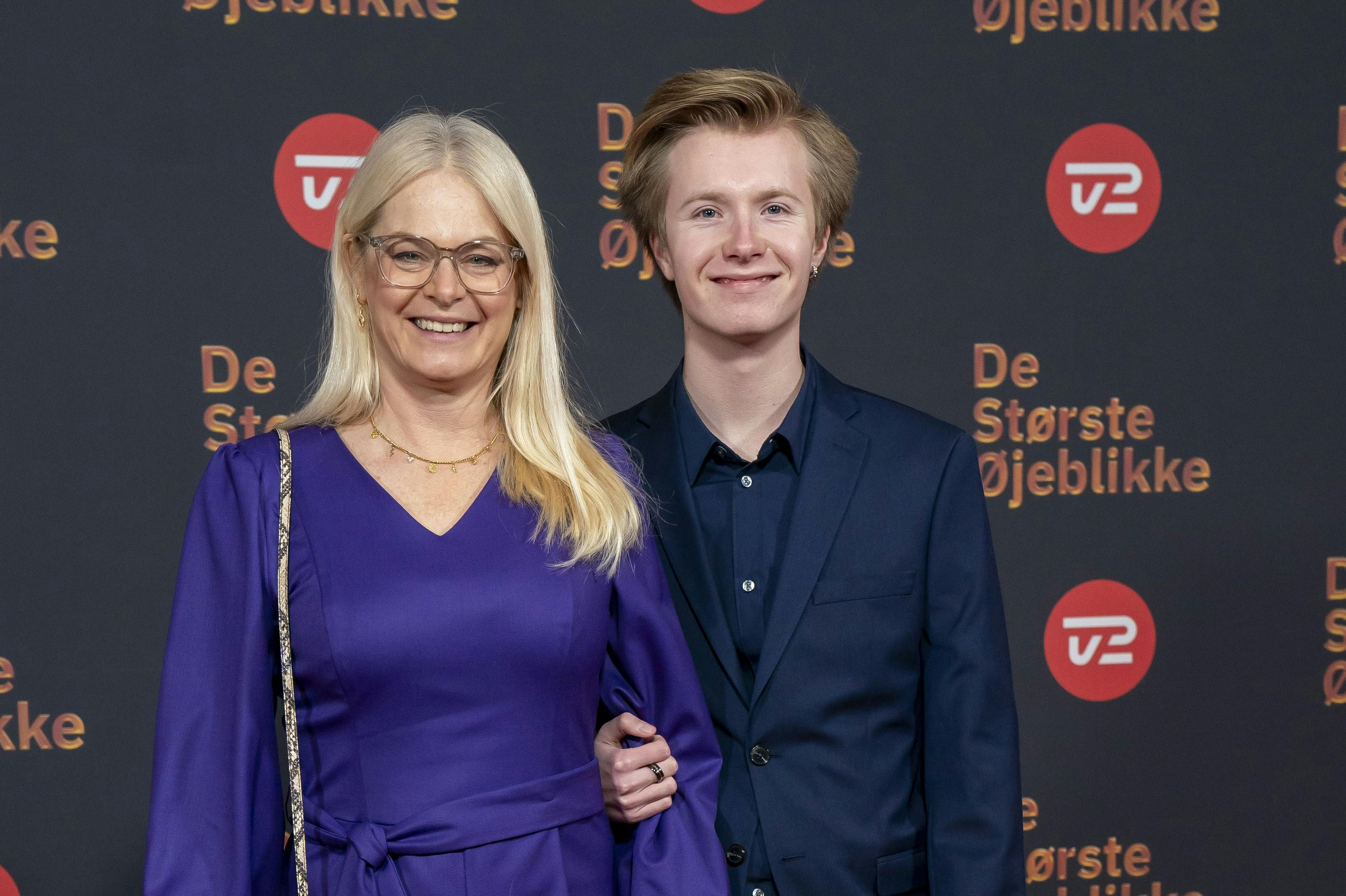 Anne Vig havde sønnen Gustav med sig på den røde løber.&nbsp;