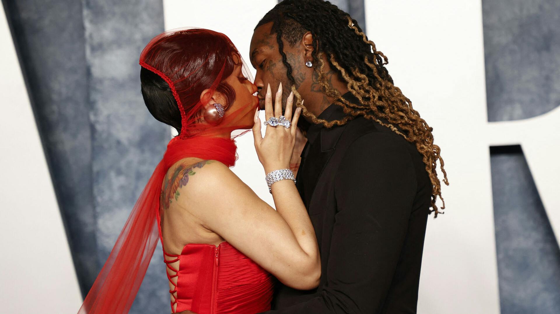 Rapperparret Cardi B og Offset var ellers officielt gået fra hinanden.