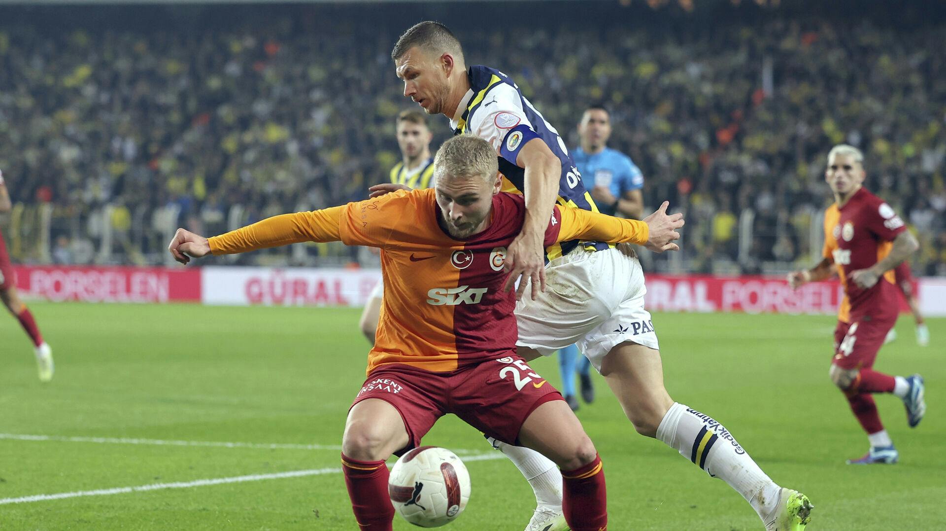 Danske Victor Nelsson spiller i tyrkiske Galatasaray.