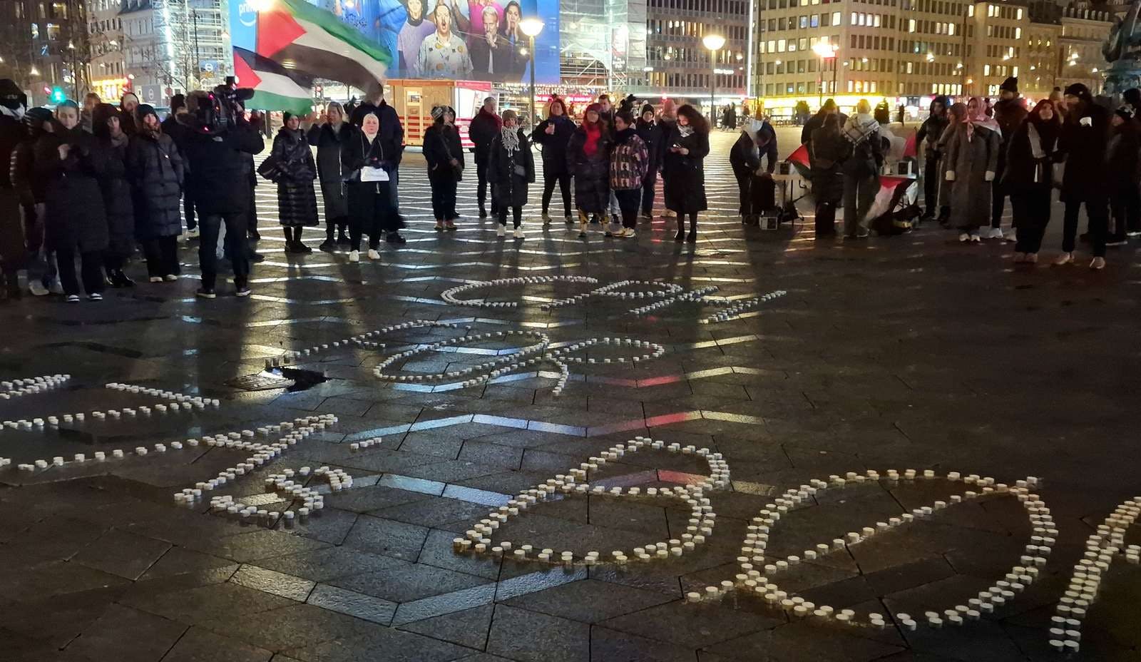 Mange var mødt op til ceremonien fredag aften i København.
