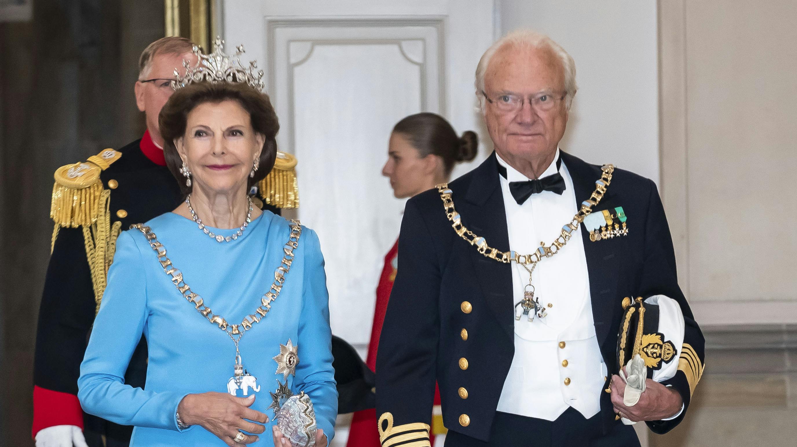 Kong Carl Gustav har ikke tænkt sig at følge i dronning Margrethes fodspor og abdicere.