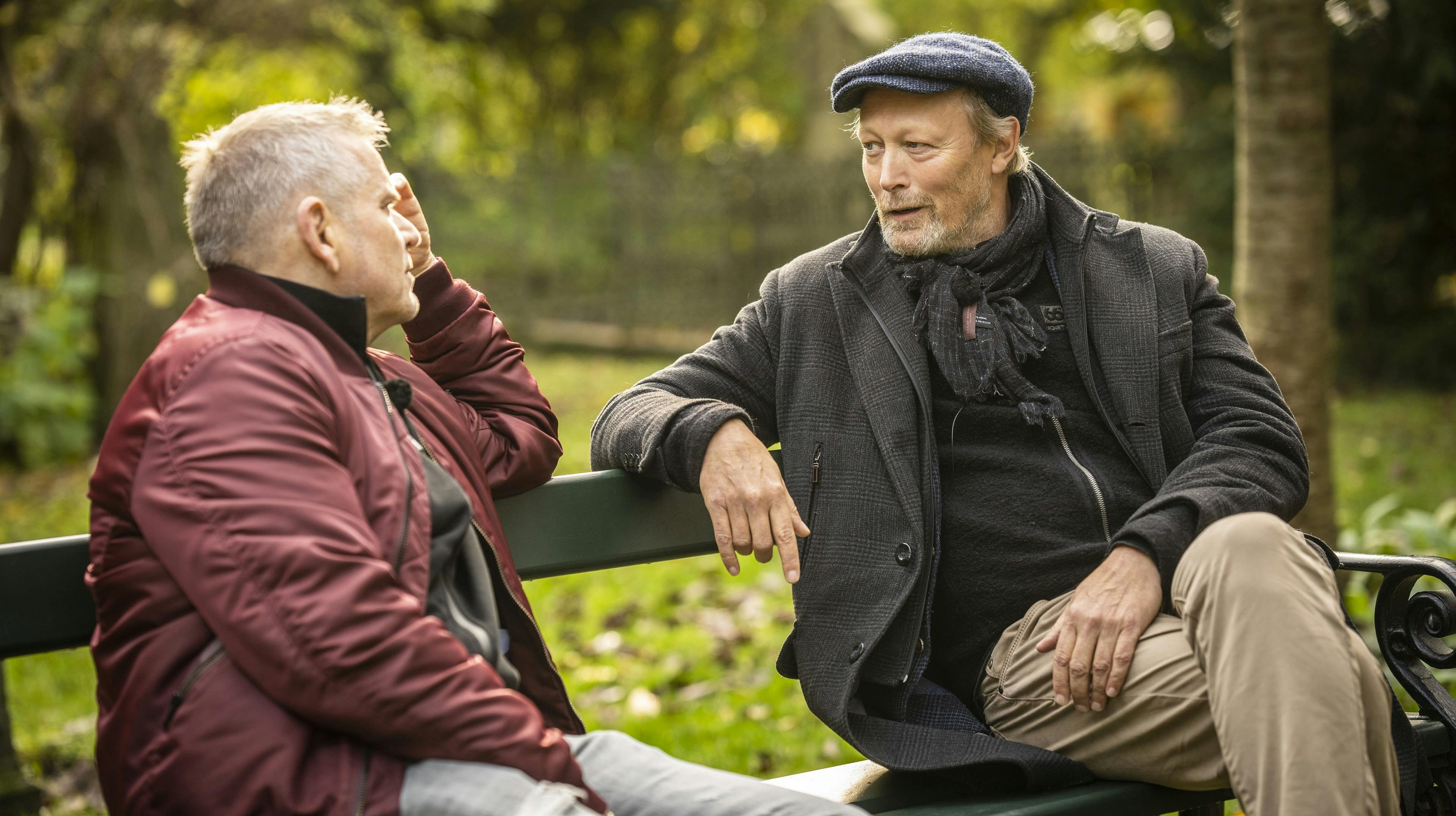 59-årige Lars Mikkelsen plejer at sige ja til projekter - men ikke uden et tilhørende "men jeg gider ikke lave presse på det". Og det er der en særlig grund til, forklarer han nu. 