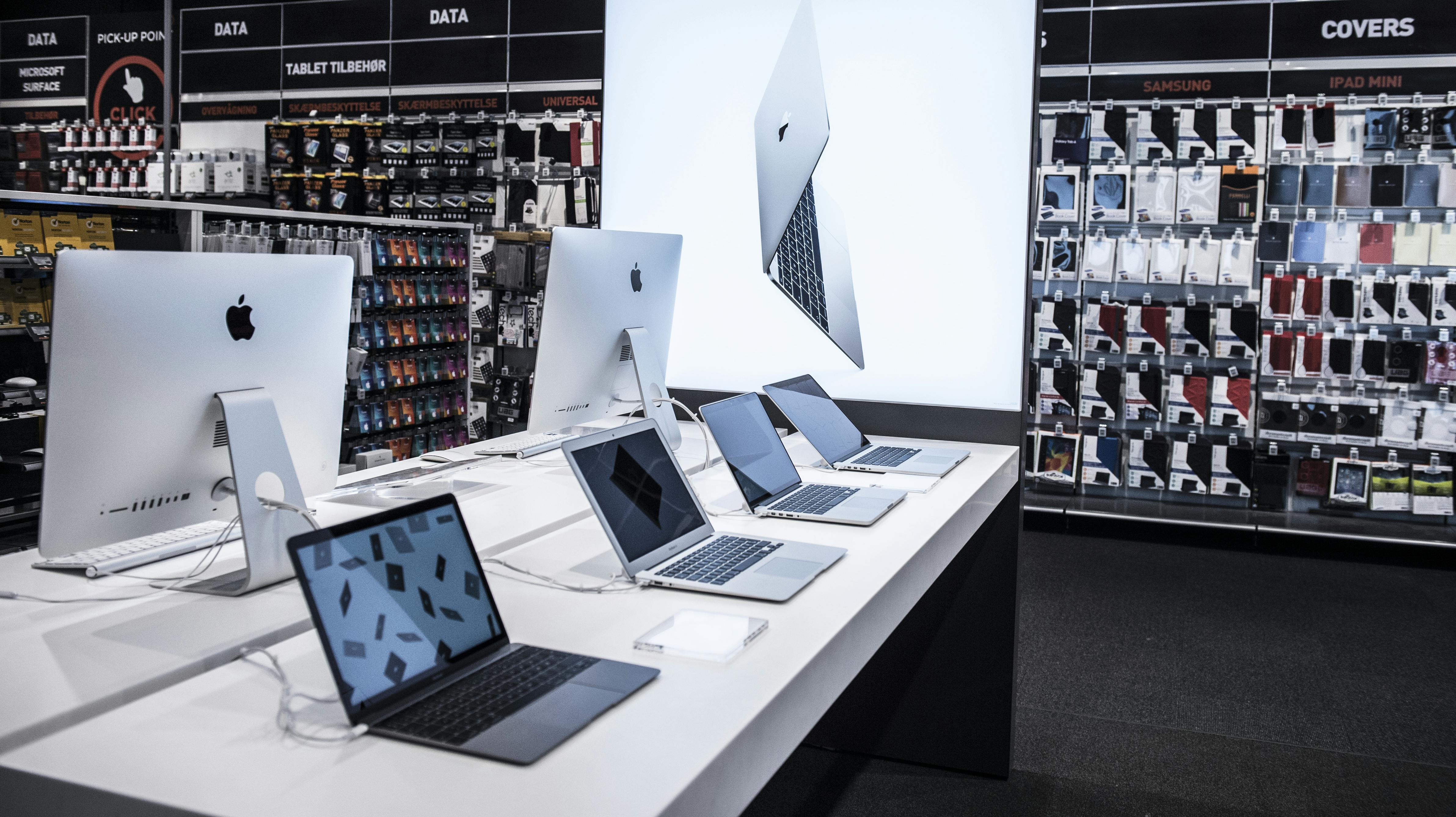 Prischeck: Vi har sammenlignet 15 forskellige af de mest populære elektronikvarer fra 11 danske virksomheder, der både har fysiske butikker og netbutikker. Det viser sig, at den ny elektronikgigant Power vinder med laveste pris i samtlige kategorier.