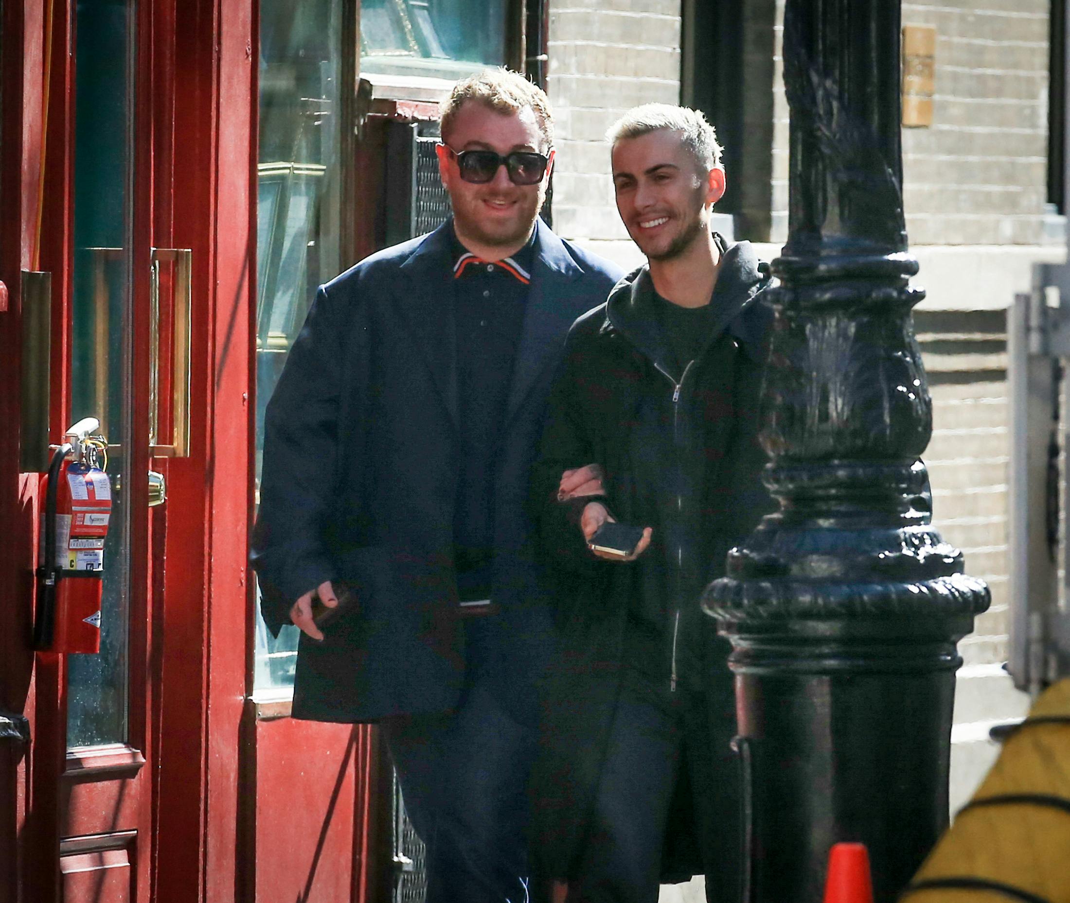 Sam Smith og  Christian Cowan mødte hinanden i januar 2023. 