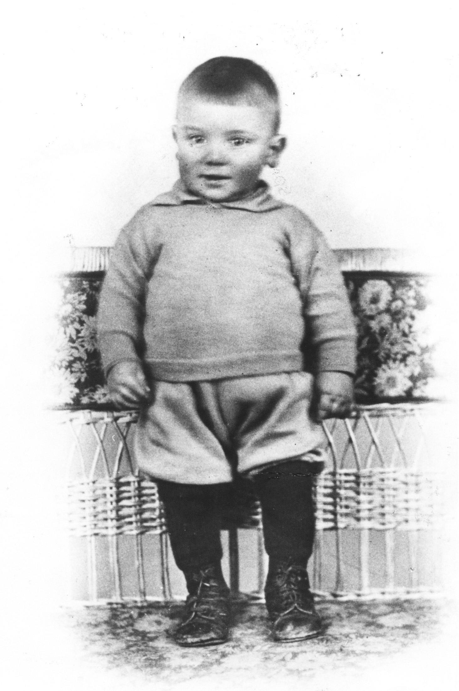 ANKER JØRGENSEN SOM BARN