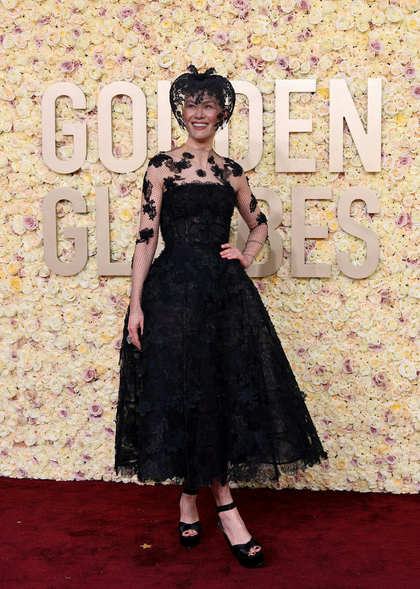 Rosamund Pike attends the 81st Annual Golden Globe Awards in Beverly Hills, California, U.S., January 7, 2024. REUTERS/Mike Blake