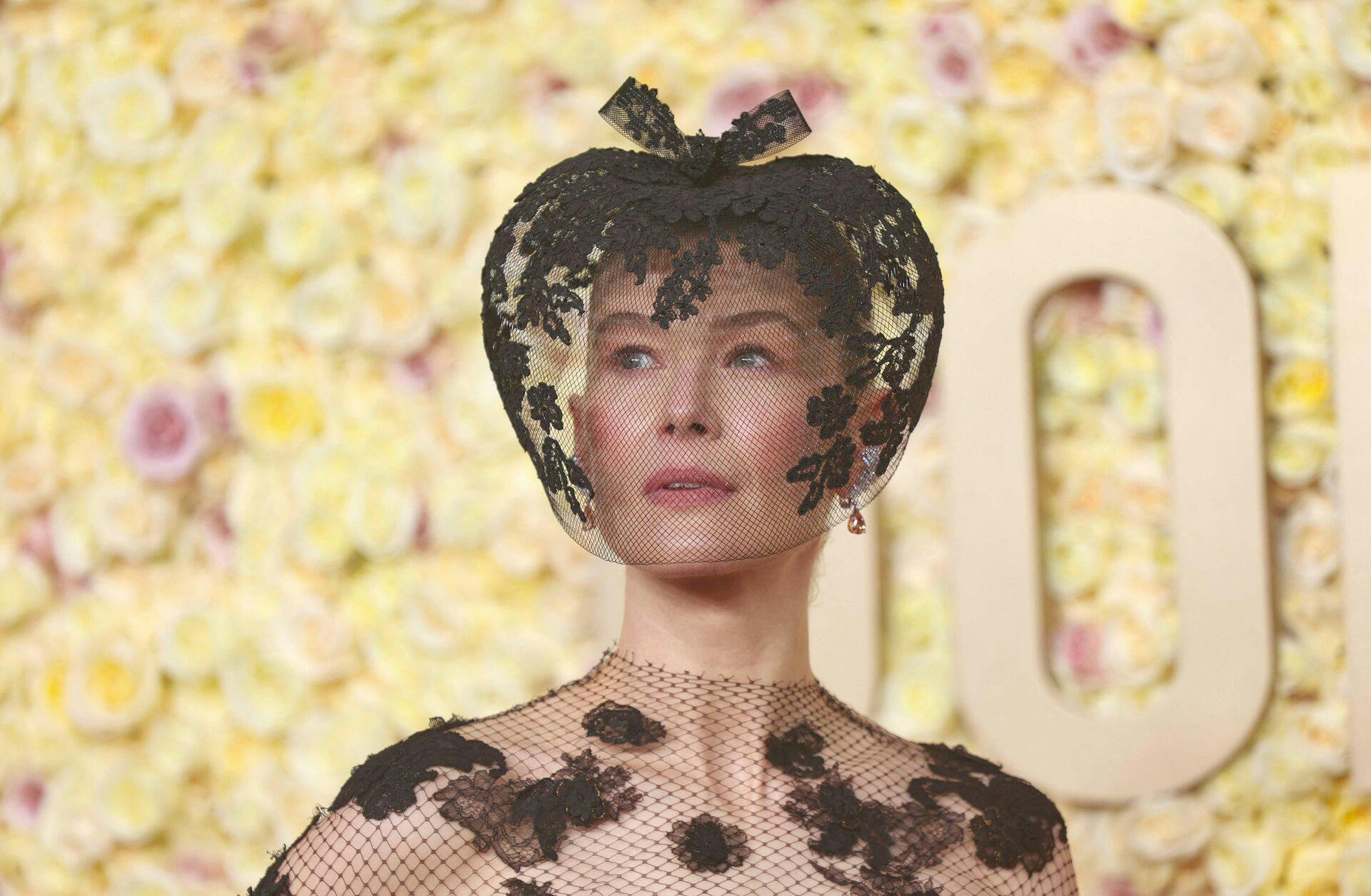Rosamund Pike var blandt gæsterne til søndagens Golden Globe Awards 2024.