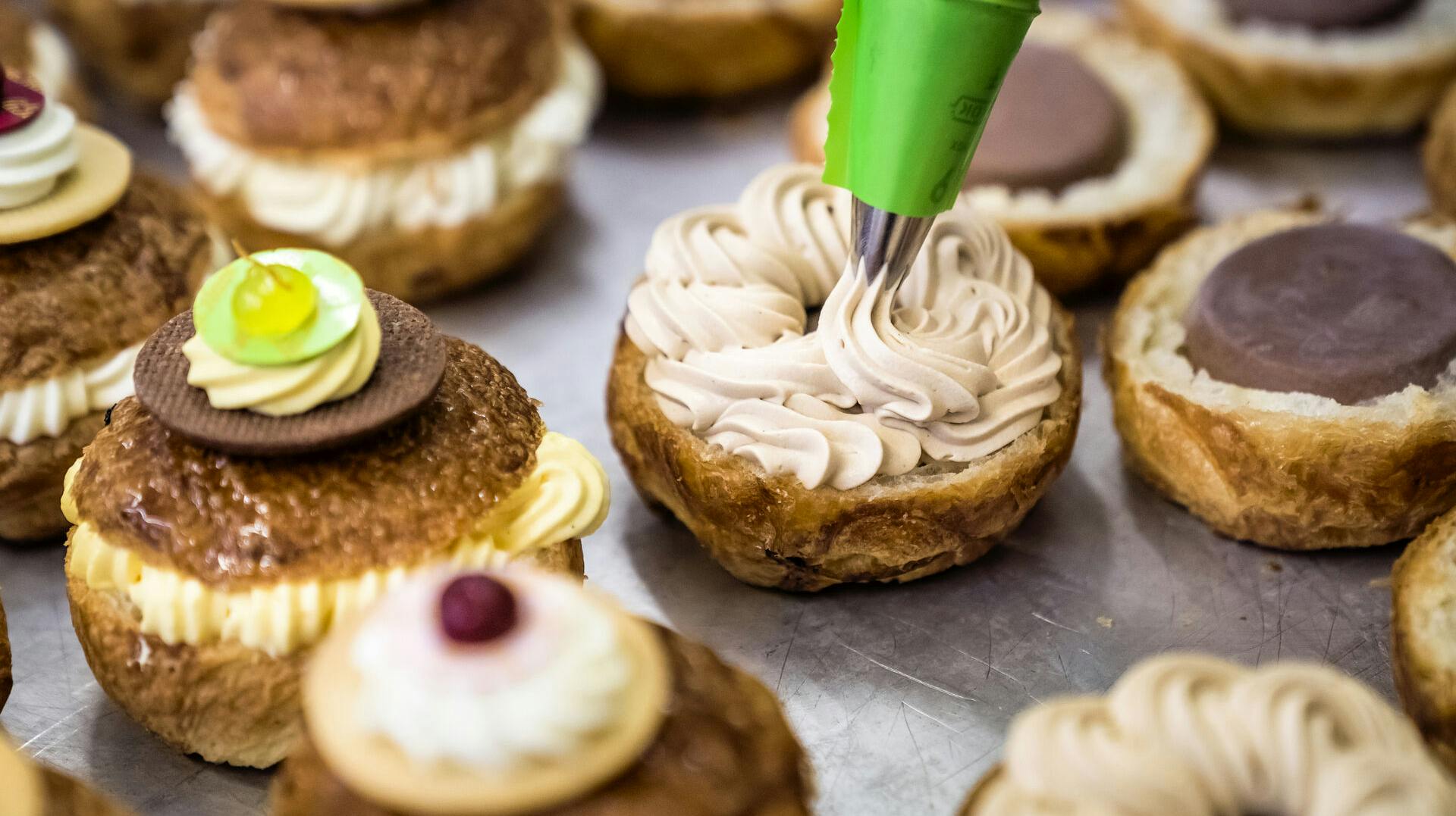 Fastelavnsbollerne er i høj kurs allerede fra januar. 