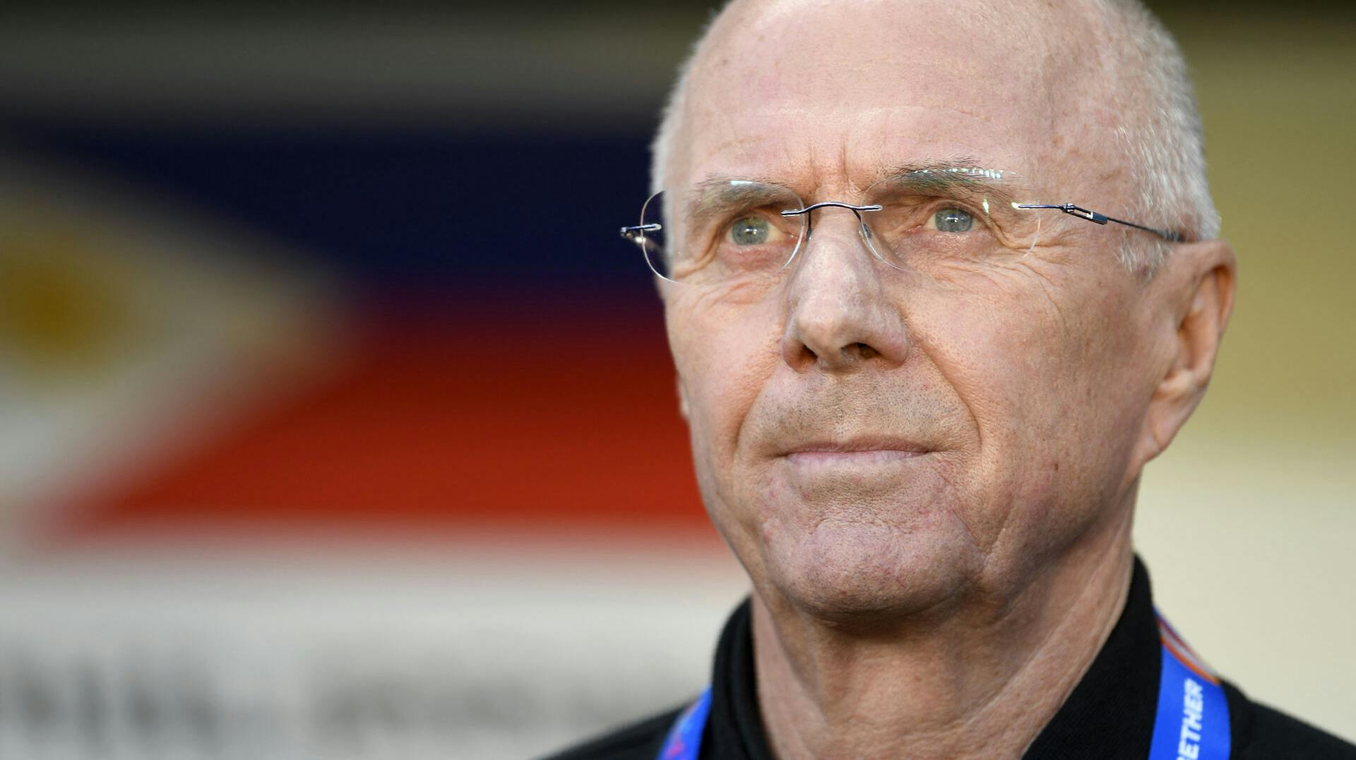 Sven-Göran Eriksson, der har været Englands landstræner, har i bedste fald et år tilbage, fortæller han.