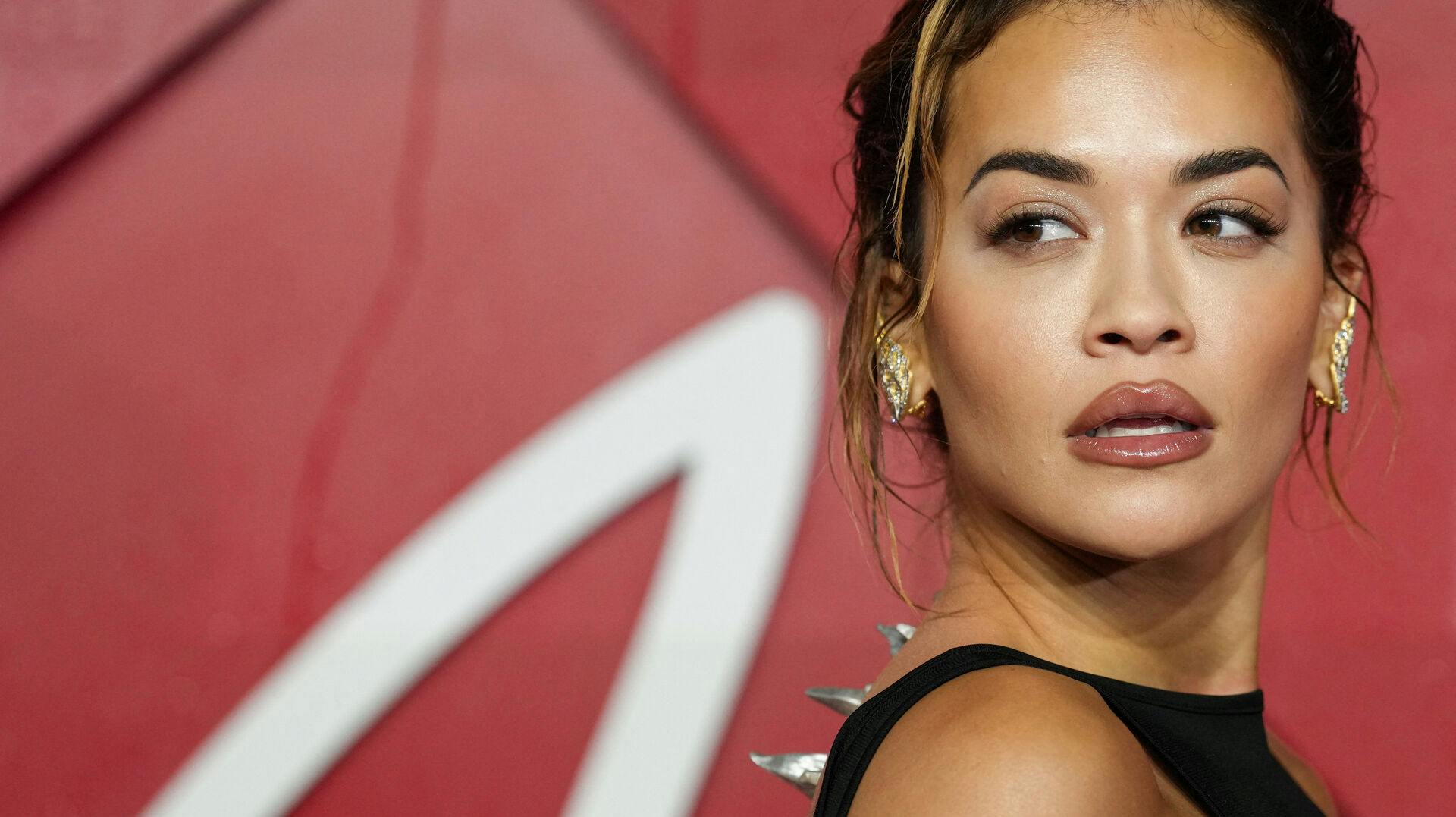 Rita Ora er sjældent blev for at vise kroppen frem.