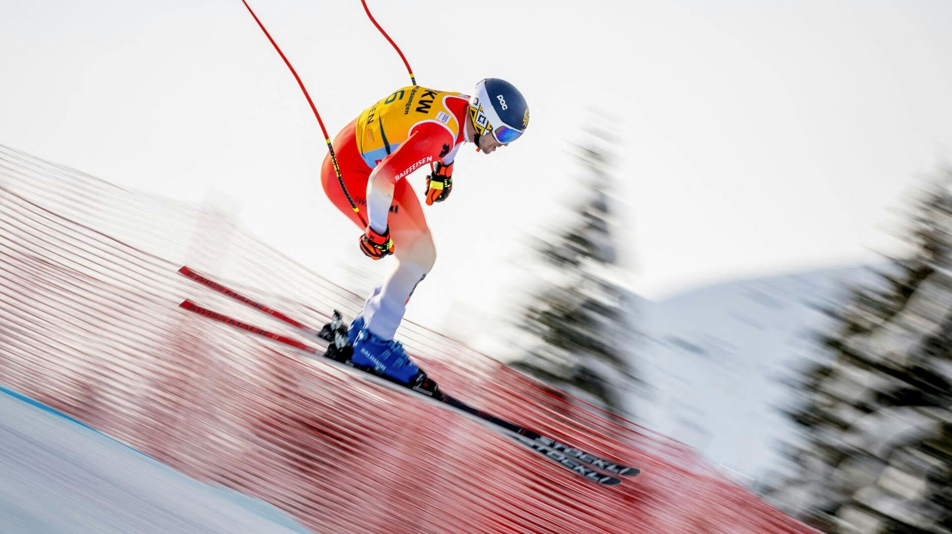 Switzerland's Marco Kohler takes part in the Men's Downhill training session of the FIS Alpine Ski World Cup in Wengen, on January 10, 2024. (Photo by Fabrice COFFRINI / AFP)