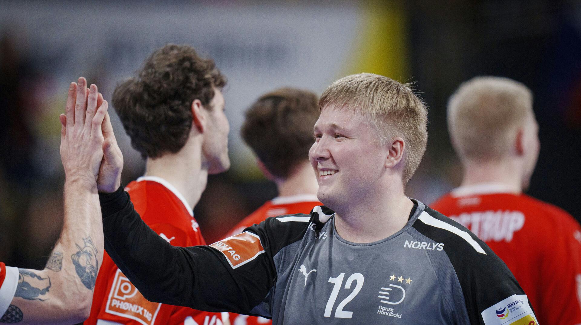 Emil Nielsen havde en redningsprocent på 72 mod Tjekkiet.