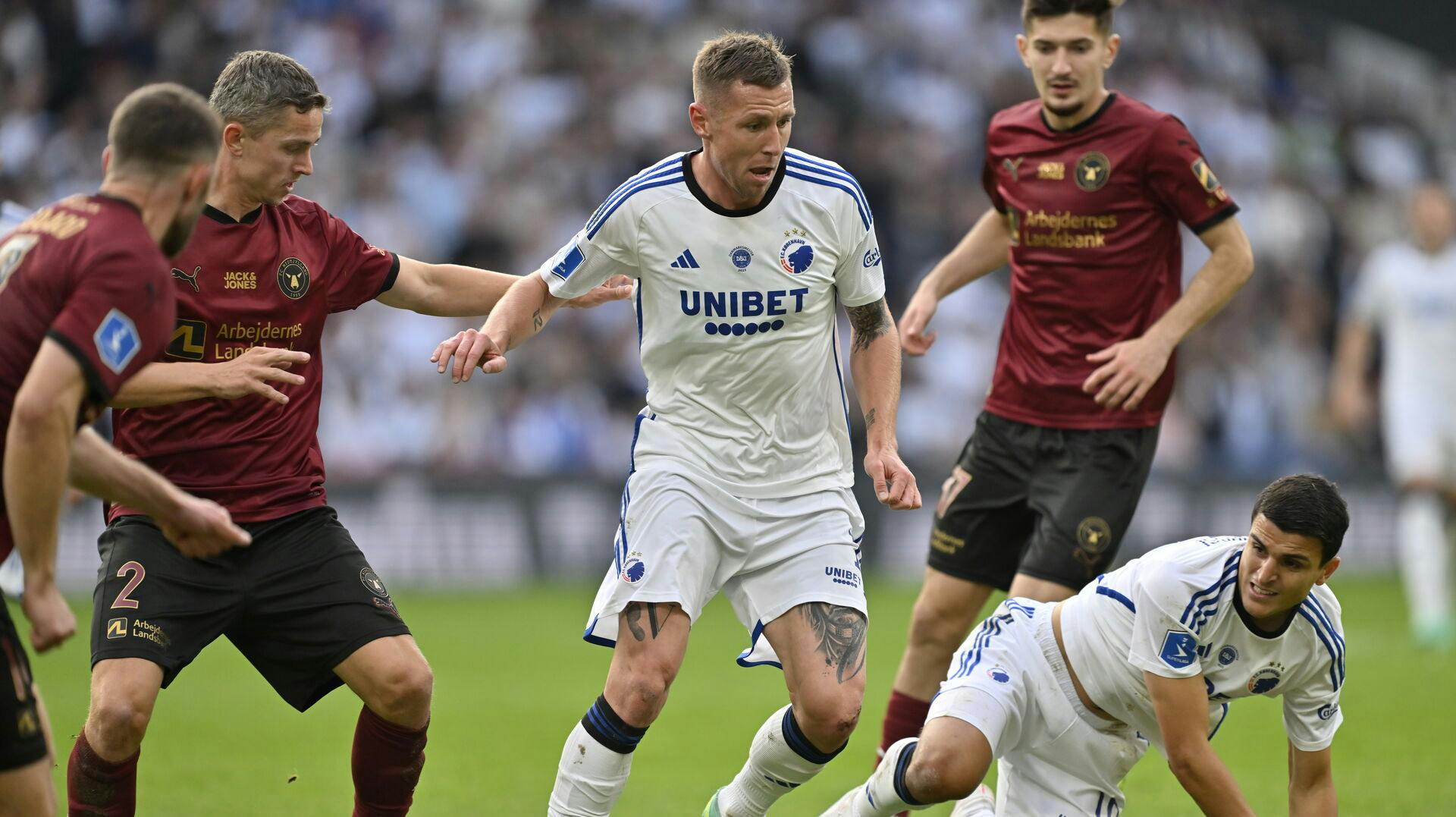 Turneringerne påvirker både FC København og FC Midtjylland.