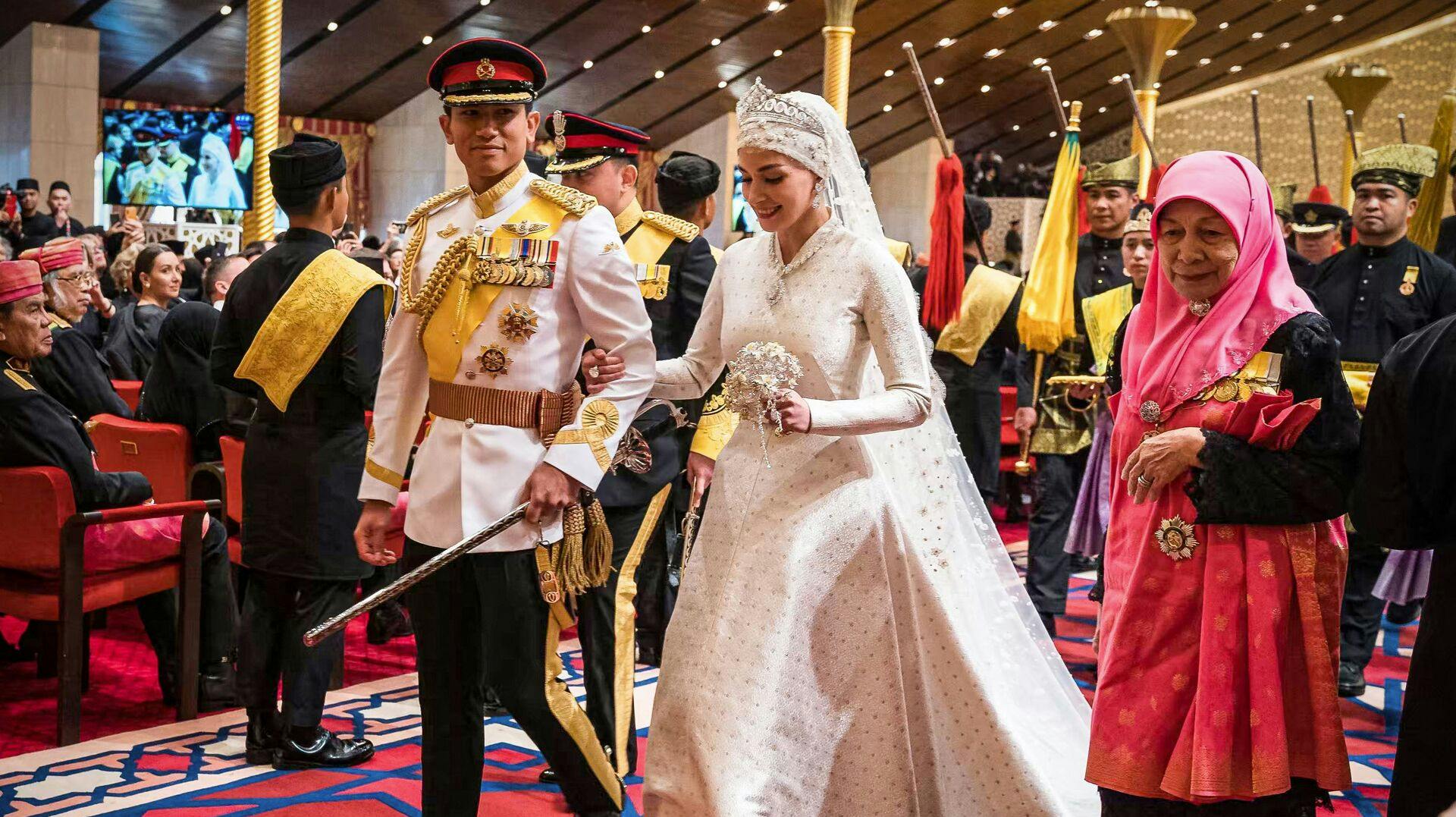 Prinse Abdul Mateen og Yang Mulia Anisha Rosnahs bryllup blev fejret med manér.