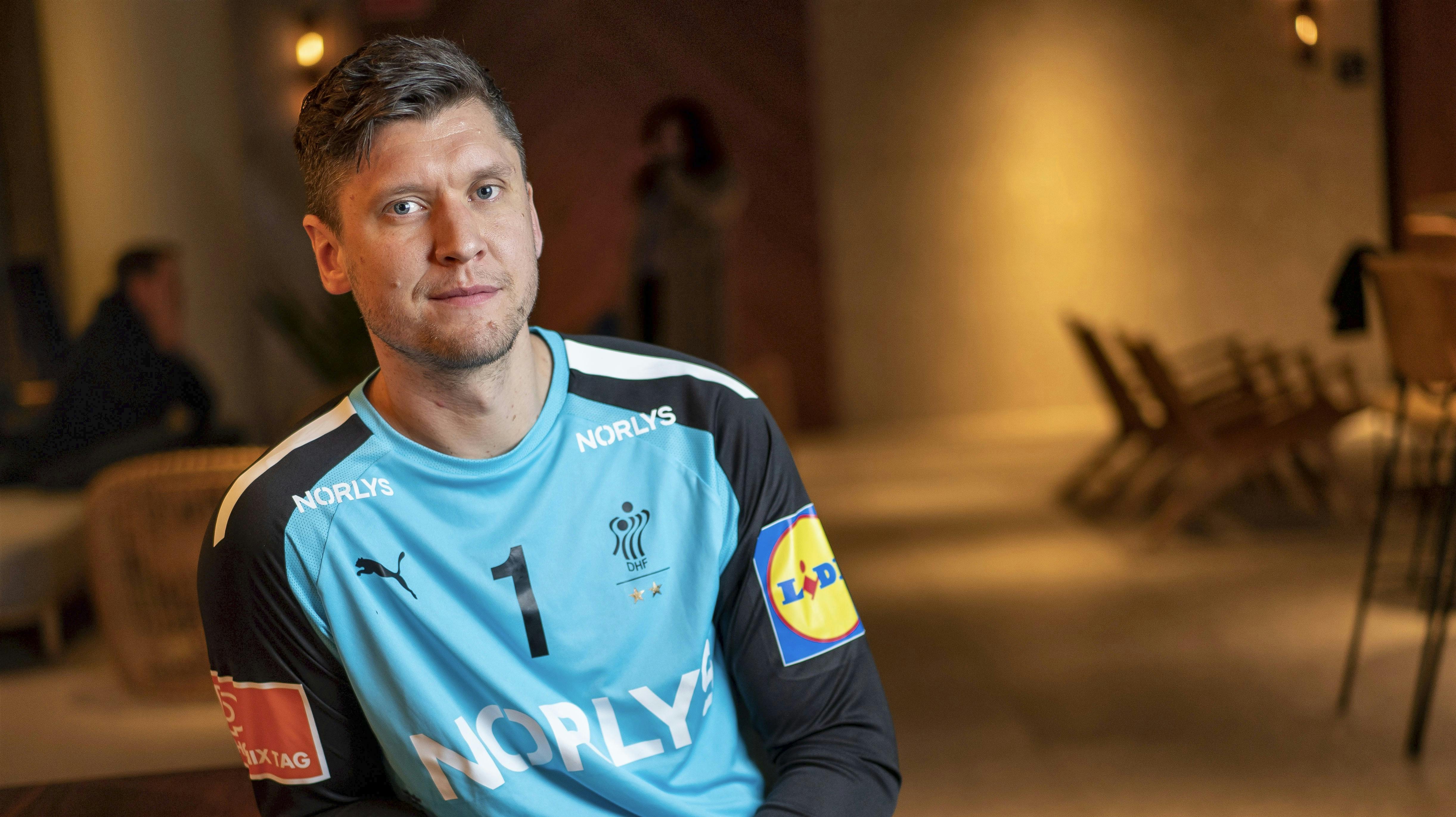 Niklas Landin hylder både dronningen og den kommende konge. 
