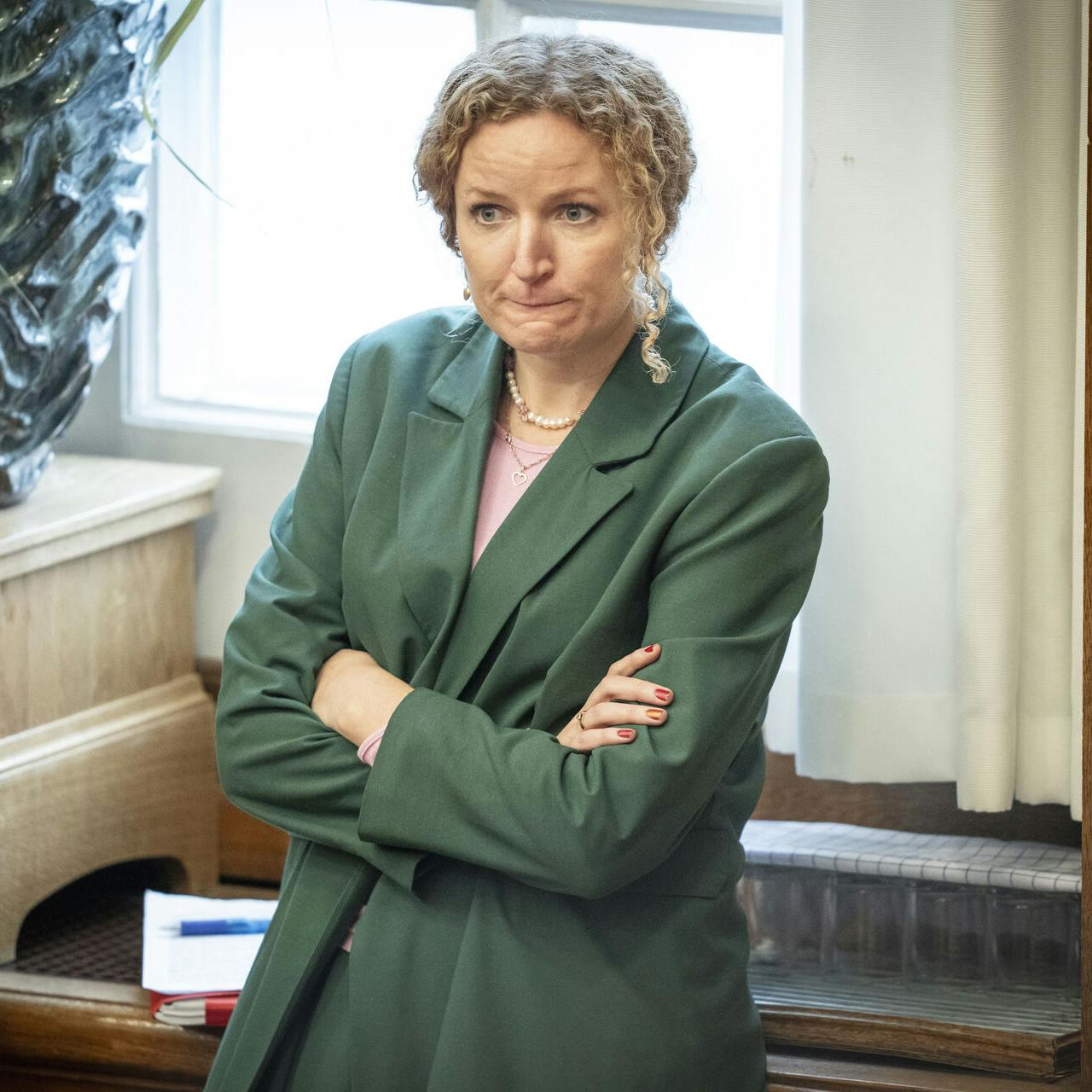 Rosa Lund (EL) kalder Kongehusets beslutning for "fucked up".