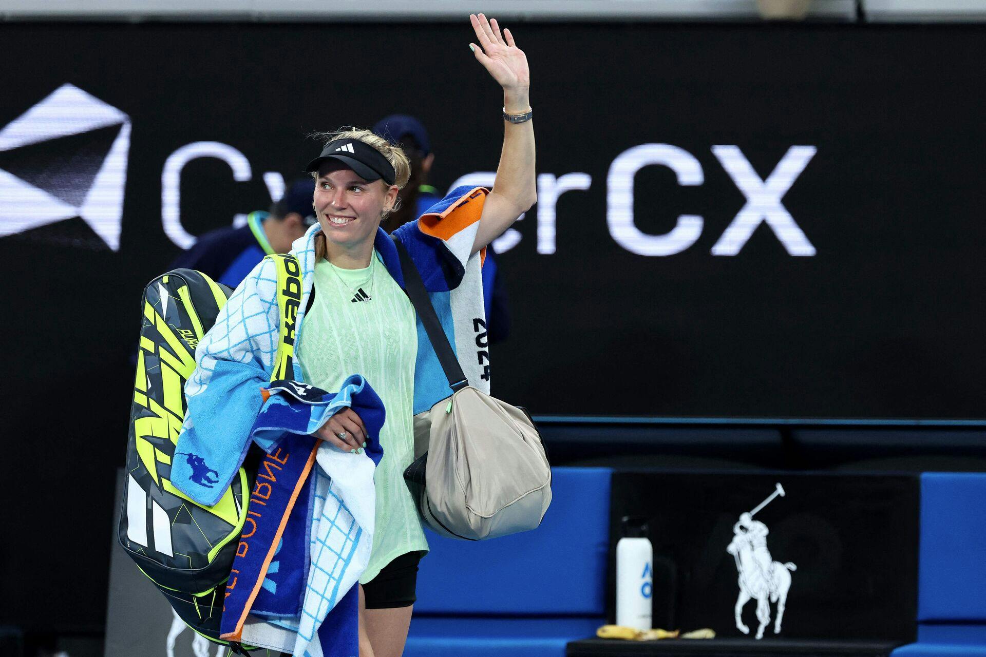 Måske du er en af de heldige, som får Caroline Wozniacki at se live in action i Australien?