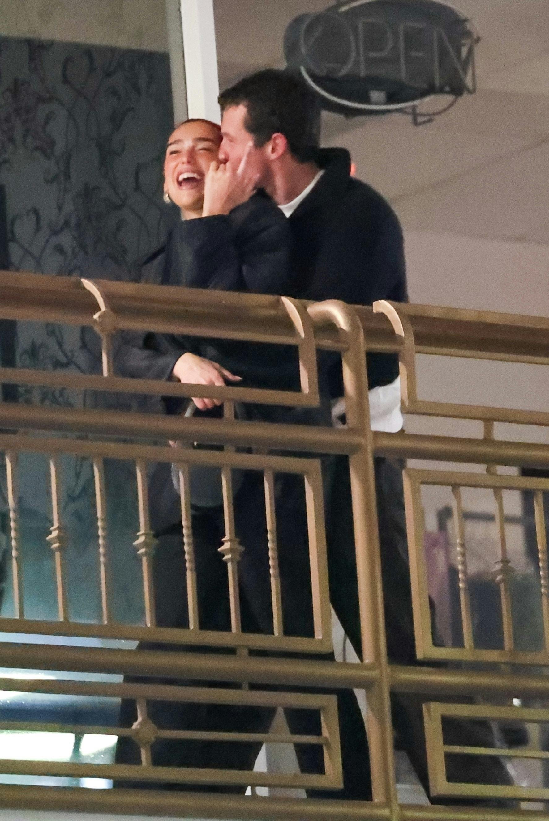 De to stjerner ser mægtigt forelskede ud