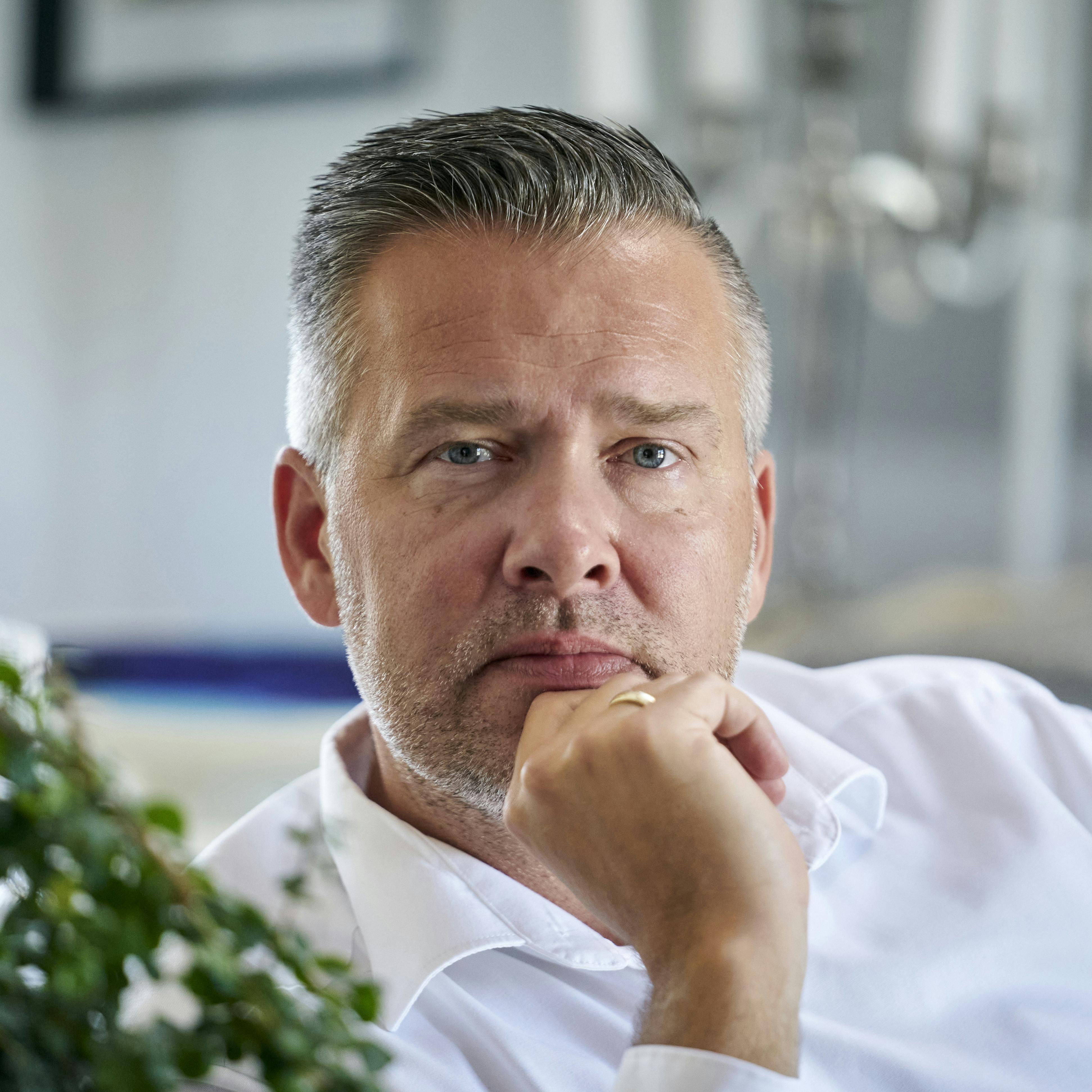 Martin Brodersen fra "Gift ved første blik" har tidligere talt lidt om, at den første skilsmisse han gik igennem var hård. Nu fortæller han, hvor langt ude skilsmissen sendte ham.