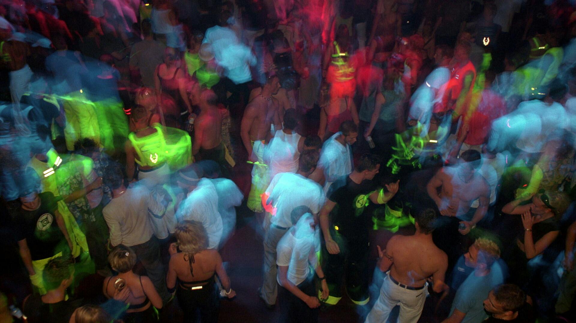 ARKIVFOTO ECSTASY. Sundhedsminister Sonja Mikkelsens stort anlagte indsats mod stigende ecstasyproblemer blandt unge mødes med kraftig kritik allerede inden offentliggørelsen i denne uge. /Se Ritzau 132318/ (Foto: SØREN BIDSTRUP/SCANPIX NORDFOTO 2000)