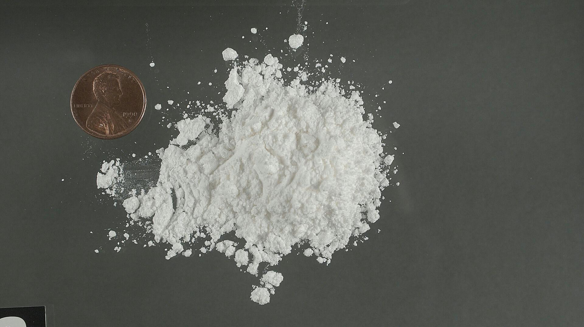 En bil med hele ni kilo kokain og fire kilo heroin blev i weekenden stoppet ved den dansk/tyske grænse på vej ind i Danmark.