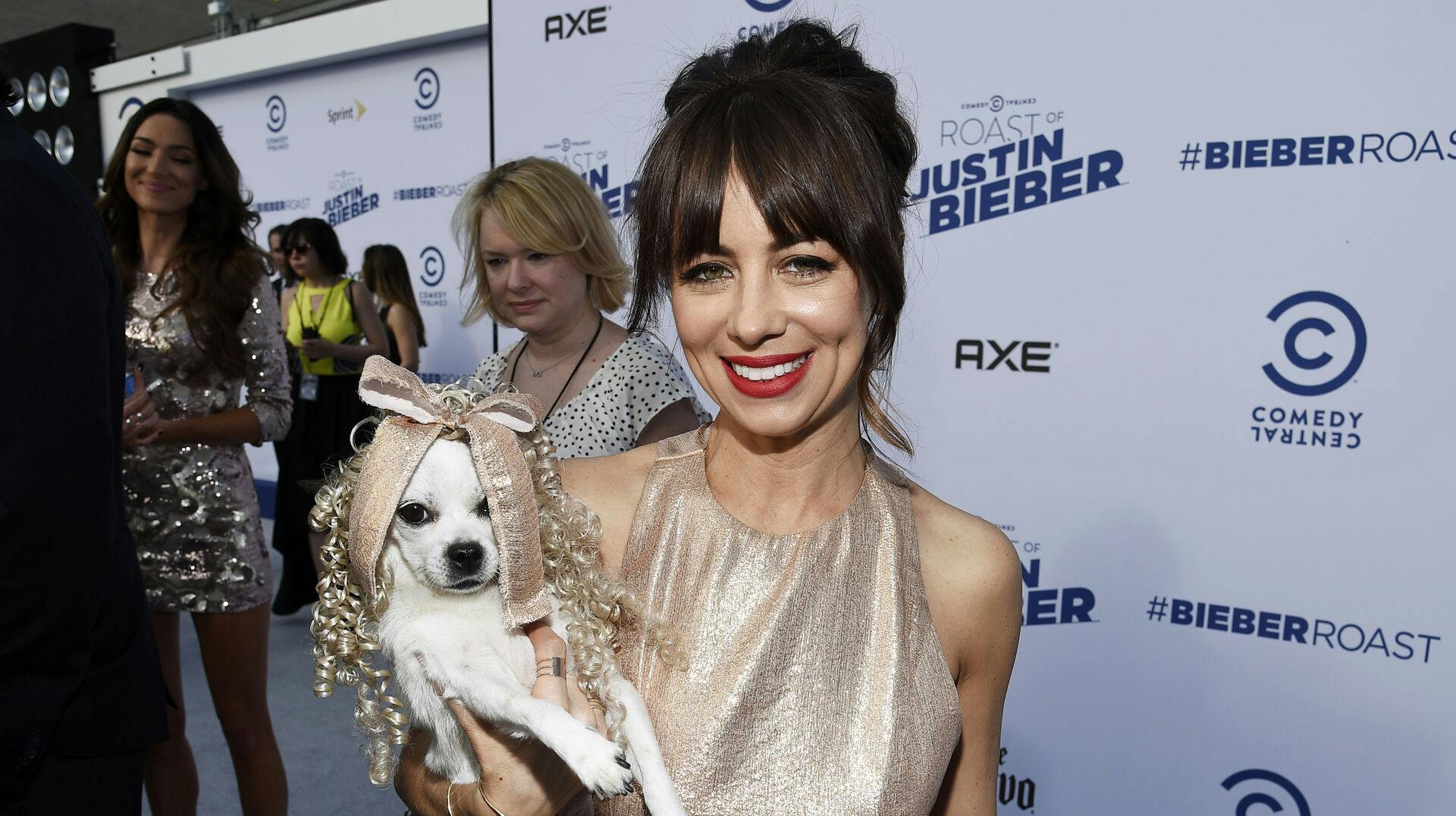 Actress and comedian Natasha Leggero poses during the Comedy Central Roast of Justin Bieber at Sony Studios in Culver City, California March 14, 2015. REUTERS/Kevork Djansezian (UNITED STATES – Tags: ENTERTAINMENT)