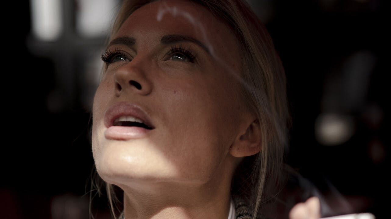 Katherine Diez er influencer, litteraturanmelder og kulturdebattør og undersøges i øjeblikket for plagiat, efter Reddit gravede frem, at mange af hendes tekster på Instagram var hugget fra andre.