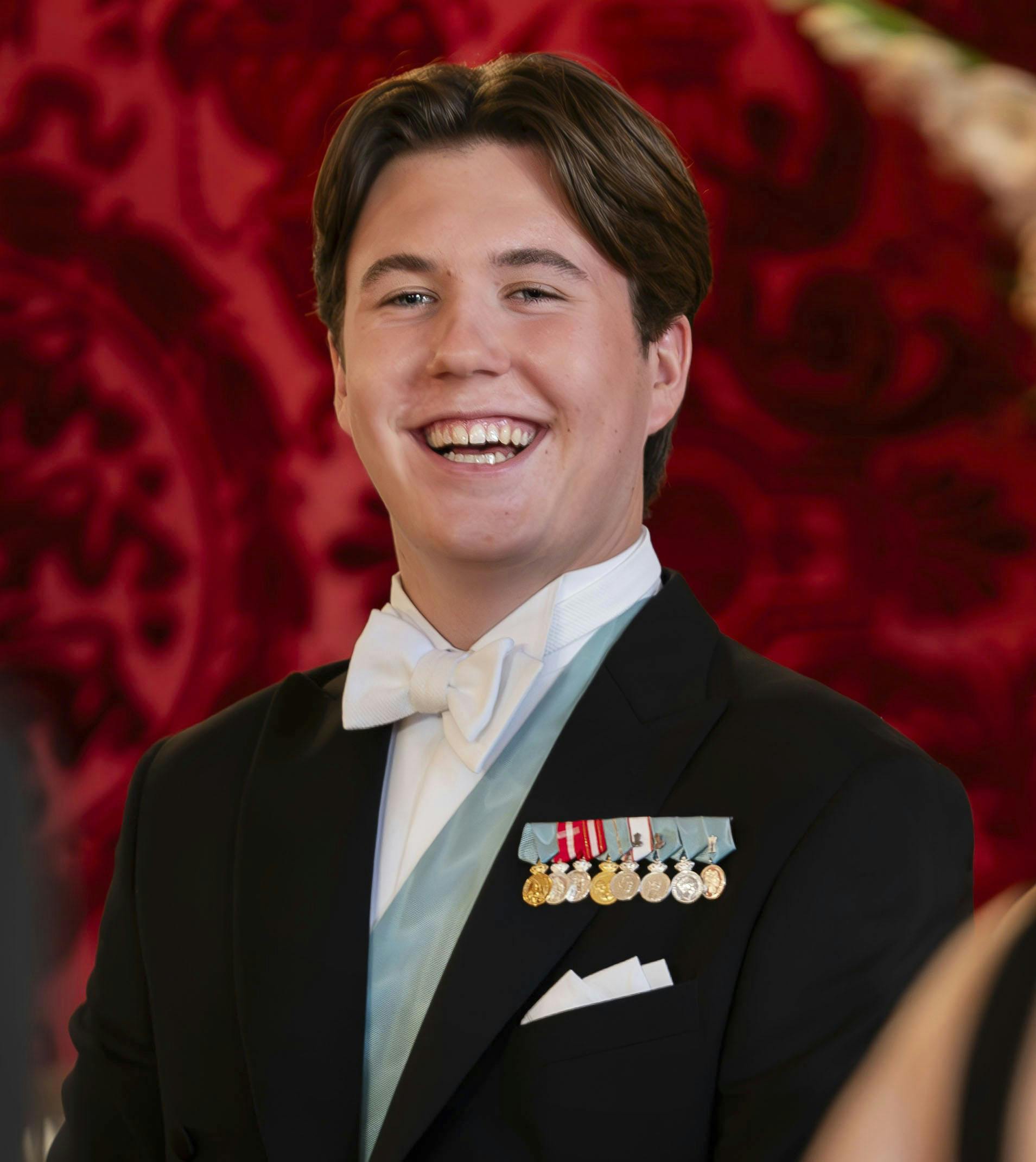 Kronprins Christian, 18, får nu en mere fremtrædende rolle i det monarki, han en dag skal overtage.