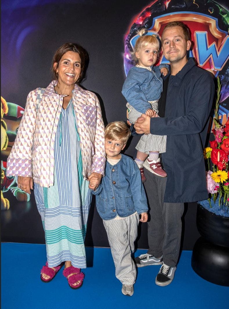 Petra Nagel med ægtefællen Asbjørn og børnene Pelle og Rosa. Laurits lå inde i maven på sin mor, da billedet blev taget.