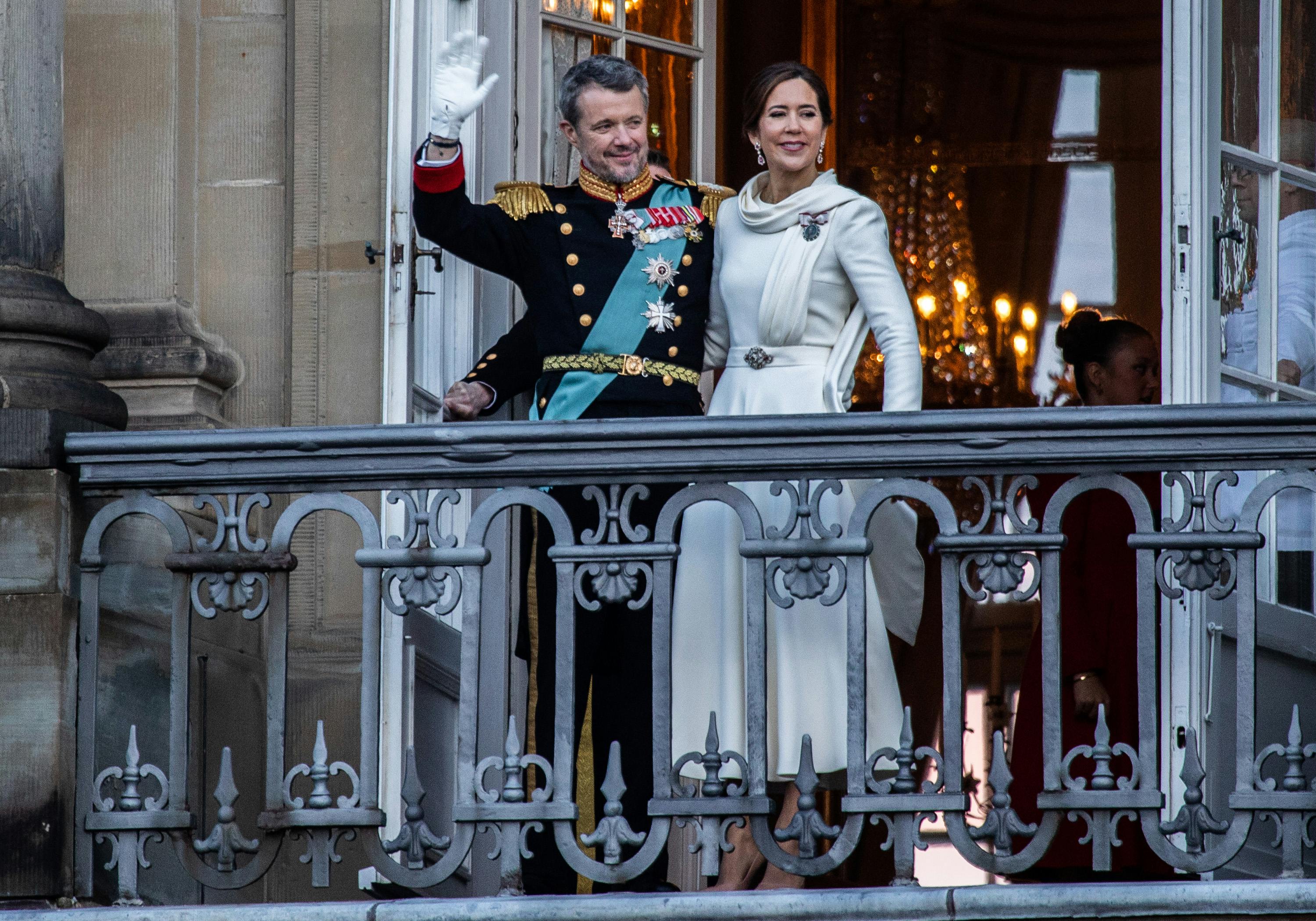 https://imgix.seoghoer.dk/2024-01-22/tronskifte-kong-frederik-x-pressefotograf-mikael-rieck_44.jpg