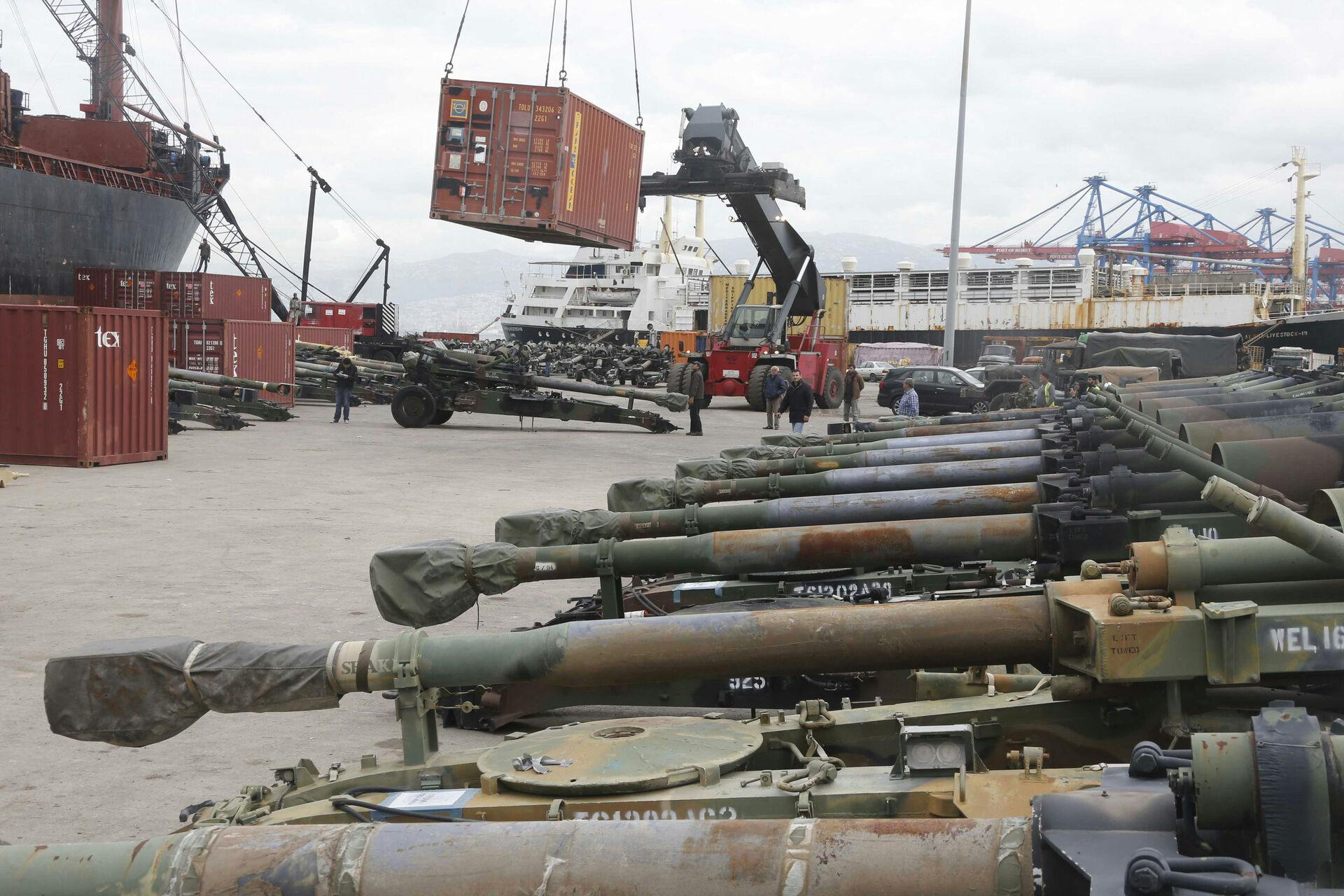 Det er tungt artilleri som dette, at ukrainerne har brug for ammunition til. Og det er dyrt - meget dyrt.