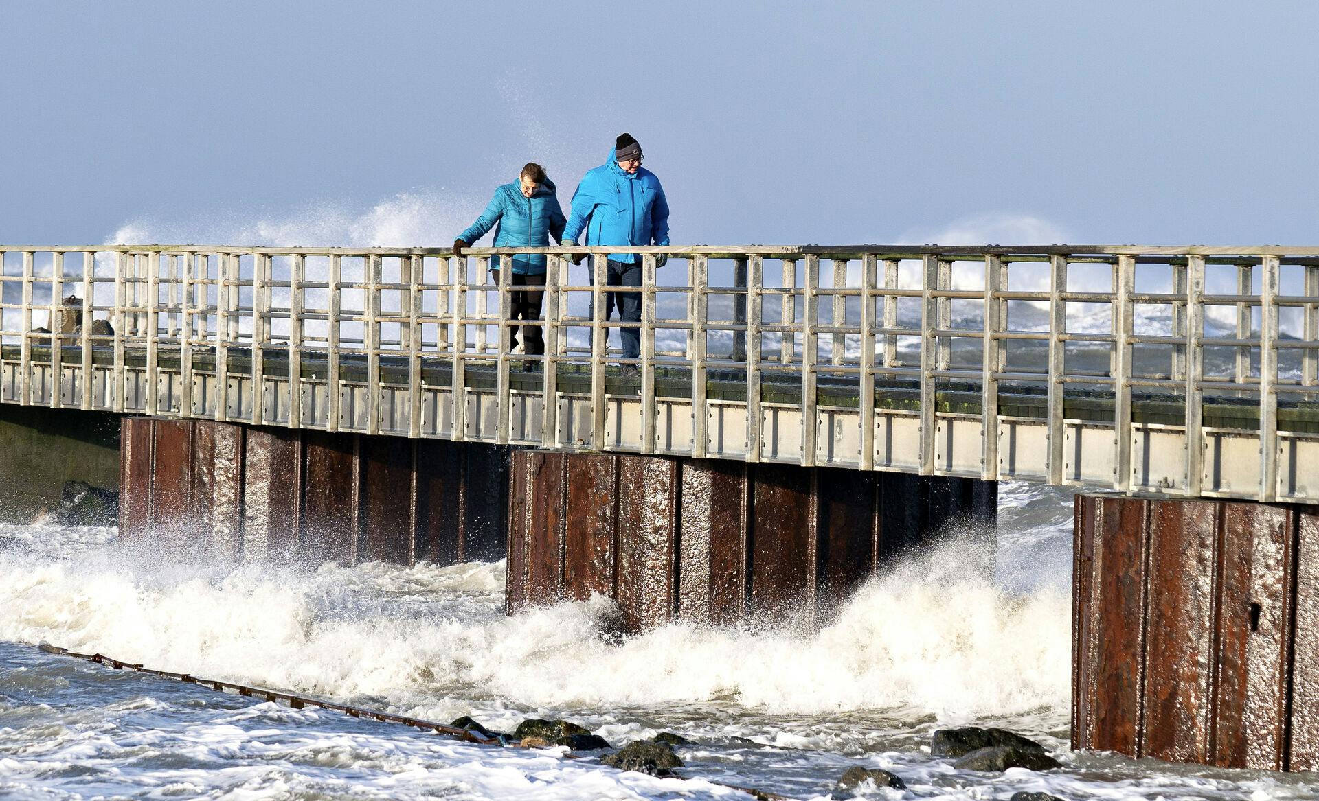 Stormvejr i Nørre Vorupør, torsdag den 21. januar 2021. DMI har udsendt varsel om stormende kuling (20-23 m/s) med vindstød af stormstyrke (25-28 m/s) langs den jyske vestkyst torsdag eftermiddag og aften.. (Foto: Henning Bagger/Ritzau Scanpix)